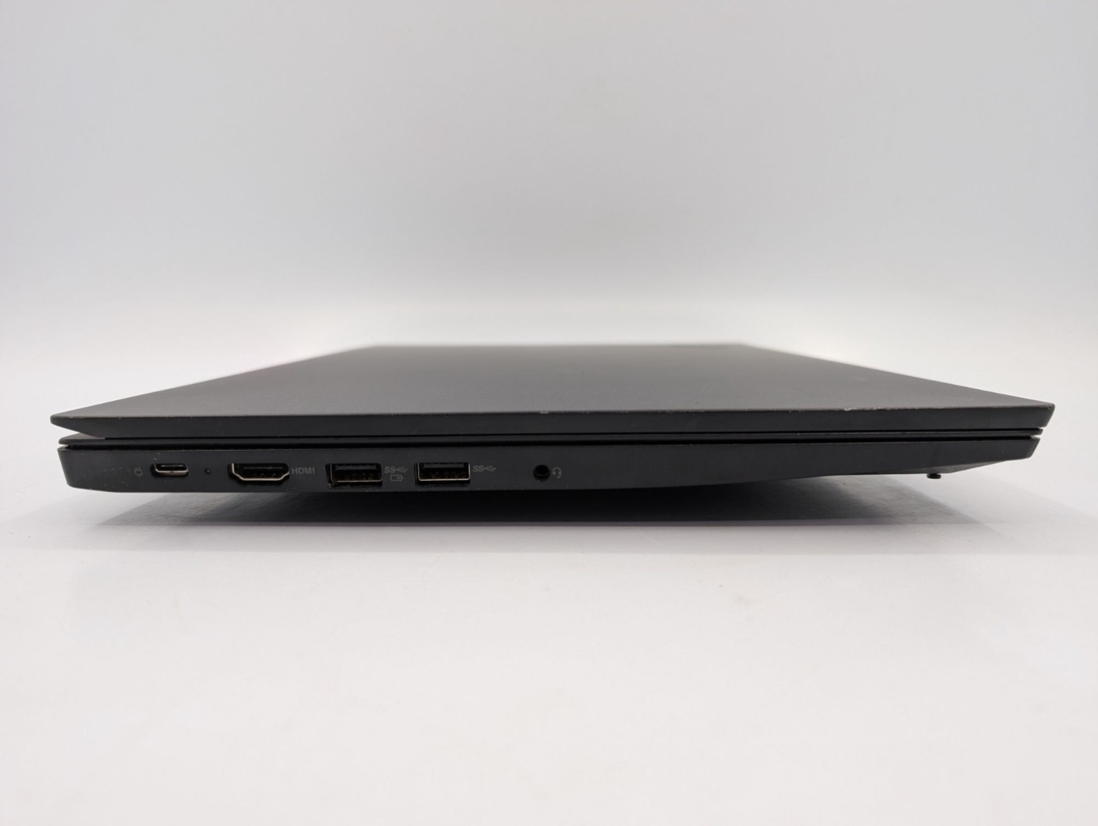 Lenovo ThinkPad E580 15.6″ Screen Intel Core i5-7200U 2.50 GHz Black Laptop