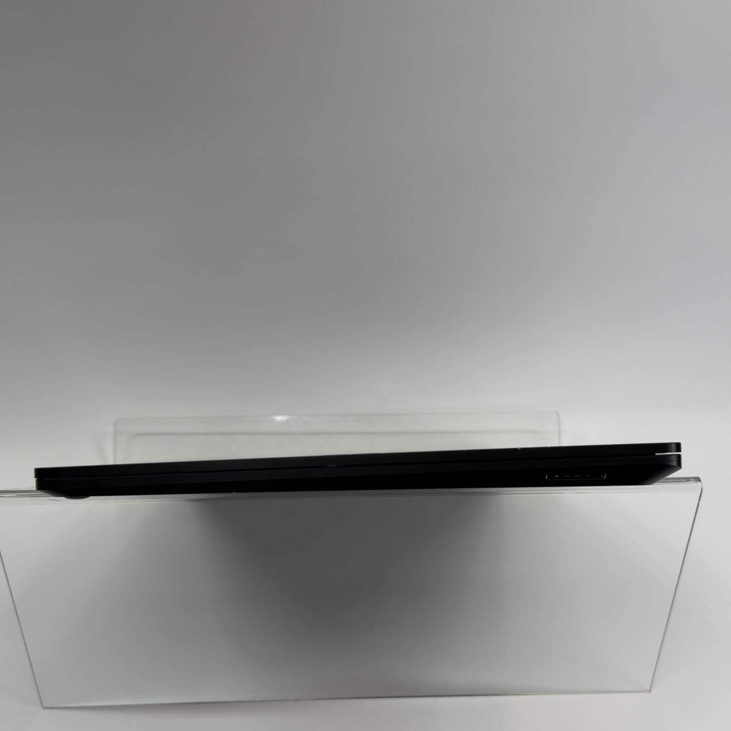 Microsoft Surface Laptop 4 1951 13.5″ i7-1185G7 3.0GHz 16GB RAM 256GB SSD
