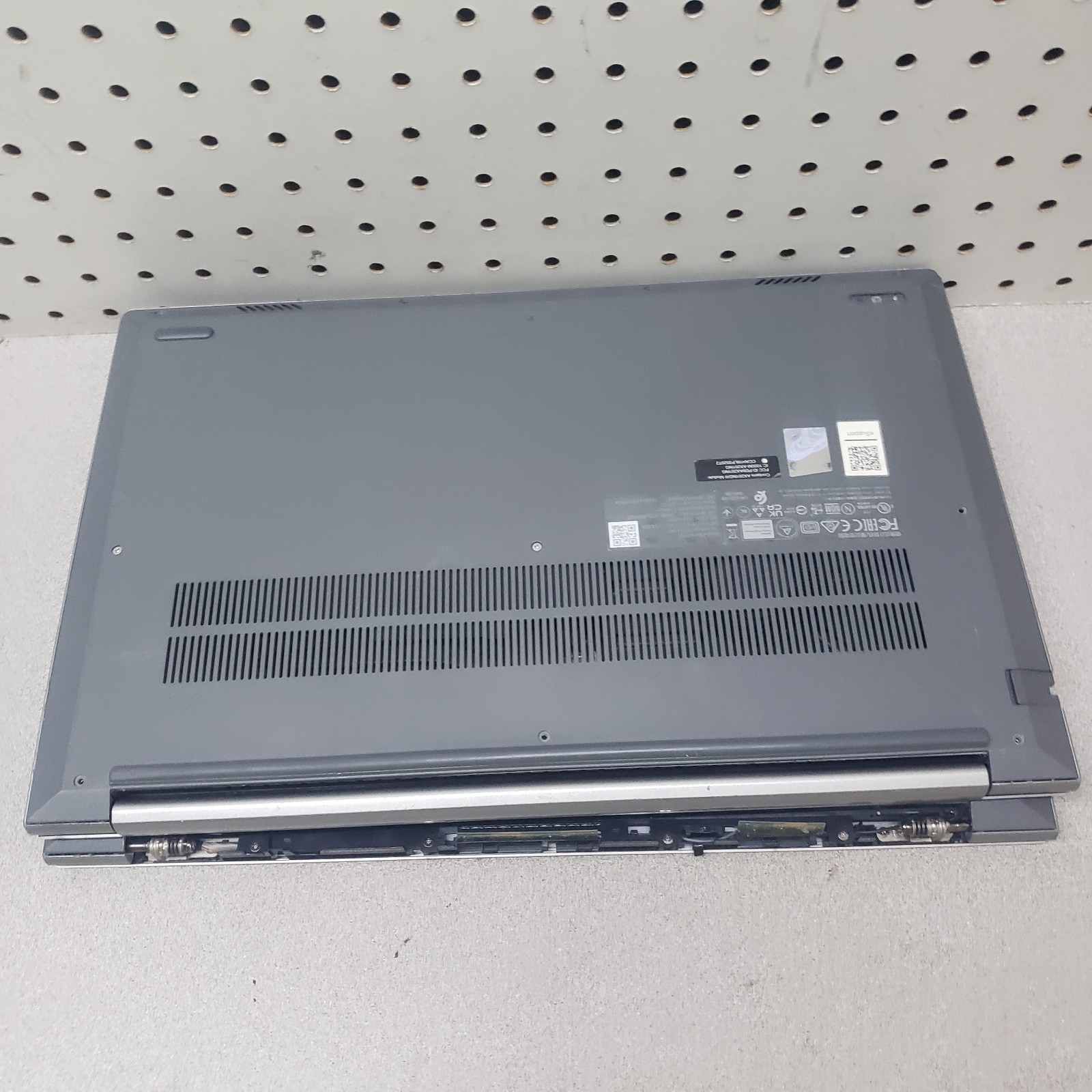 Lenovo ThinkBook 15 G4 IAP I7 NO RAM, NO SSD PARTS OR REPAIR GOOD SCREEN