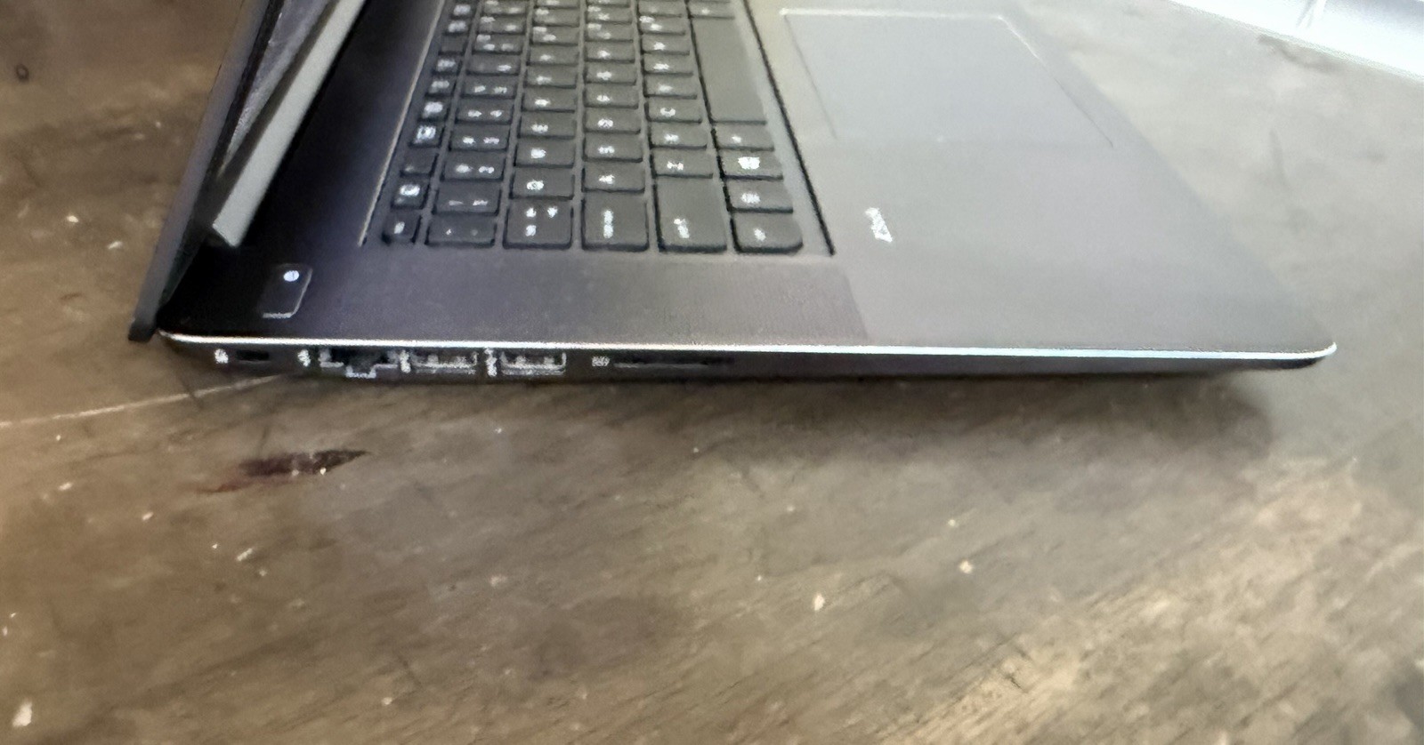HP ZBOOK 15 G3 XEON E3-1505 V5 16GB RAM 1TB NVME QUADRO M1000M 15.6 IN WIN11