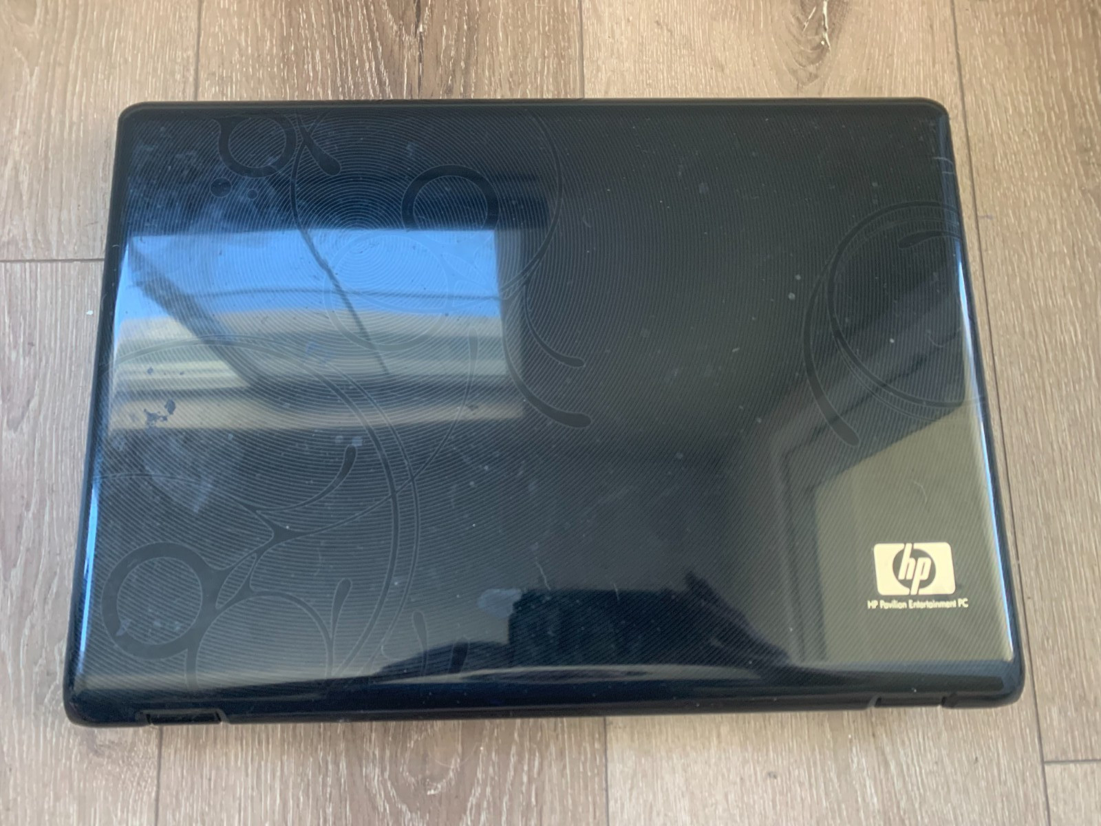 HP Pailion dv6000 15.4″ Intel Core 2 Duo T5750 2.00GHz 4GB RAM 100GB HDD Win 7