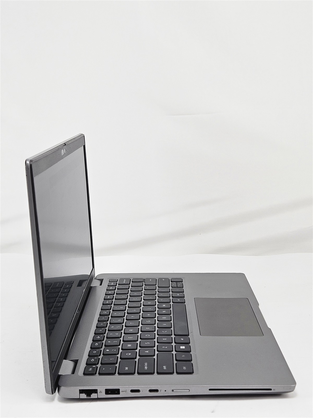 Dell Latitude 5440 i7-1355U 16GB 256GB SSD 14″ FHD Backlit FP Webcam