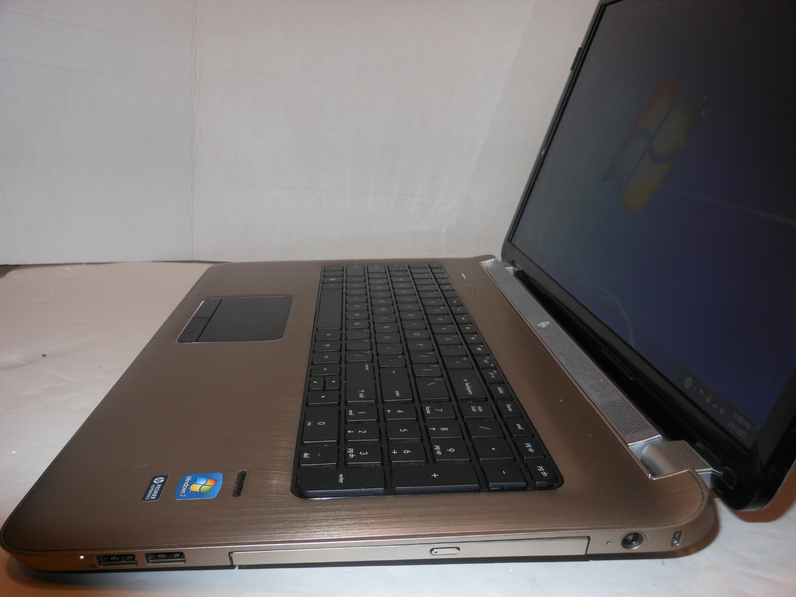HP PAVILION DV7-6166NR AMD A4-3300M RADEON 1.90GHz 6GB RAM 500GB HDD WIN10 OFF13