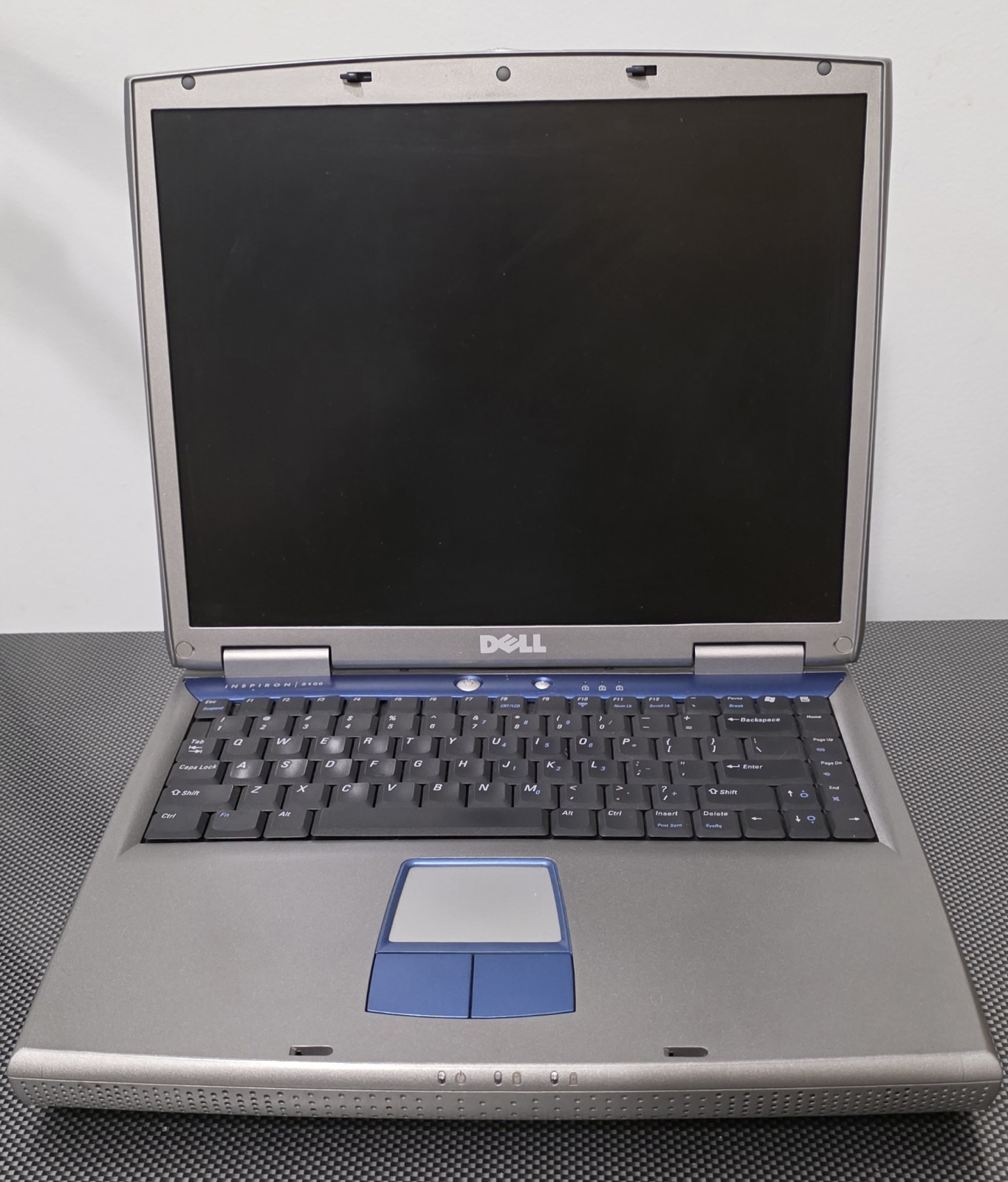 2002 Dell Inspiron 5100 14.1″ Laptop Pentium 4 2.53GHz 30GB Windows XP