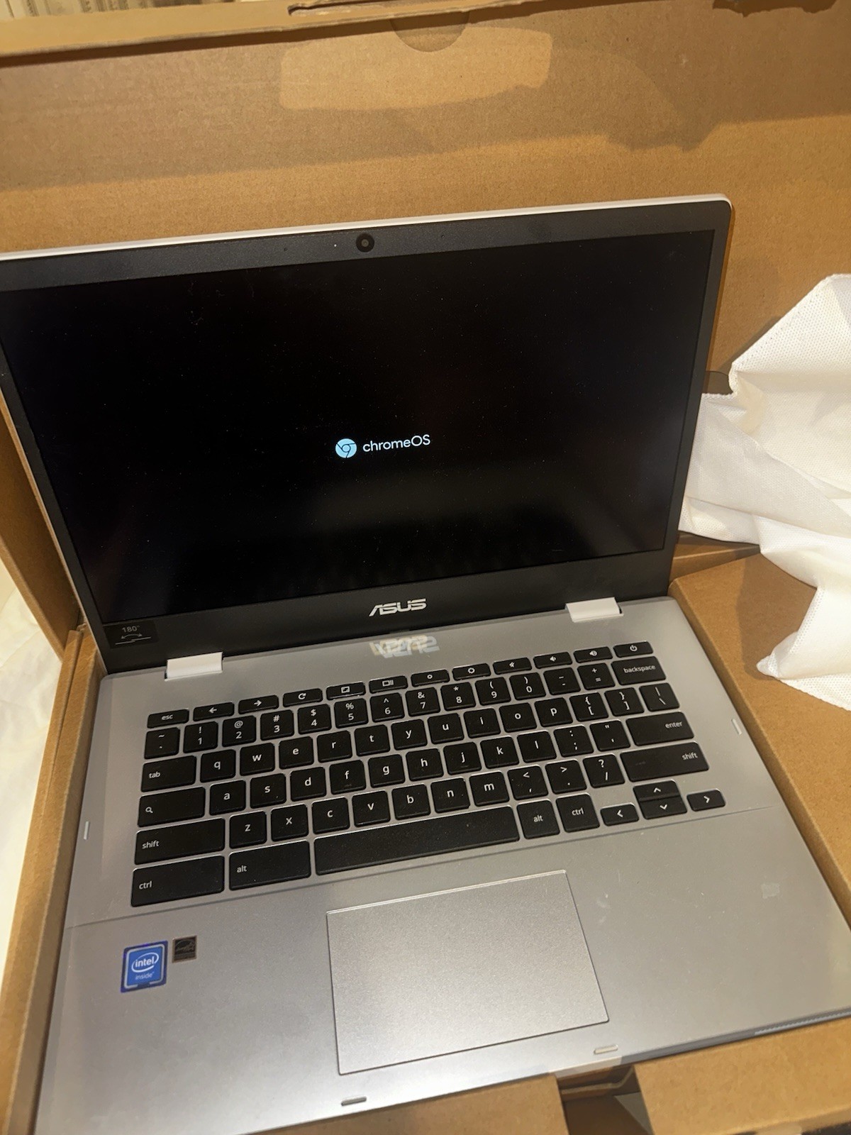 ASUS CX1400CNA-AS44FV Chromebook CX1, 14″ Full HD NanoEdge Display, Inte