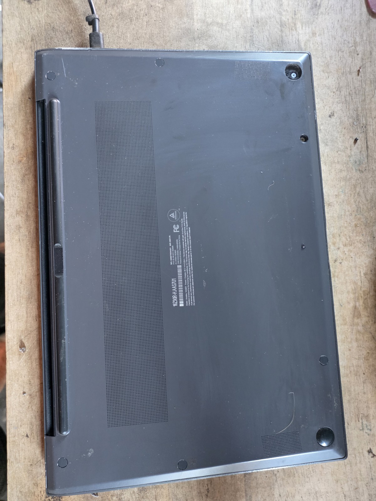 LG Gram 16Z90R 16″ I7-1360P 1TB SSD 16GB W11H Good