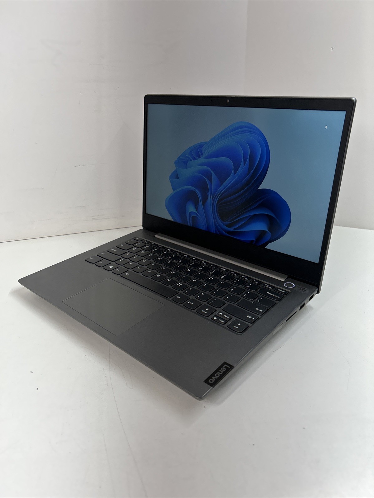 Lenovo ThinkBook 14-IIL i5-1035G1 8GB Ram 256GB SSD Win 11 Pro 🔋Good