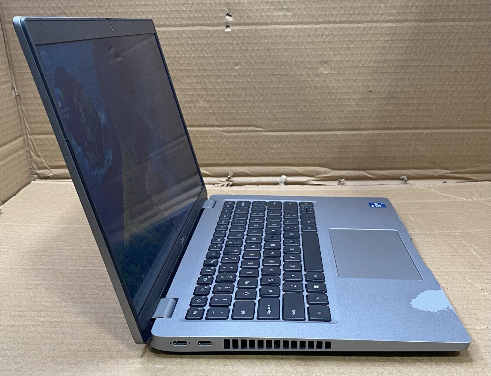 Dell Latitude 5420 14” Core i7-1185G7 @ 3.00GHz 16GB RAM 256GB SSD Win 11 Pro