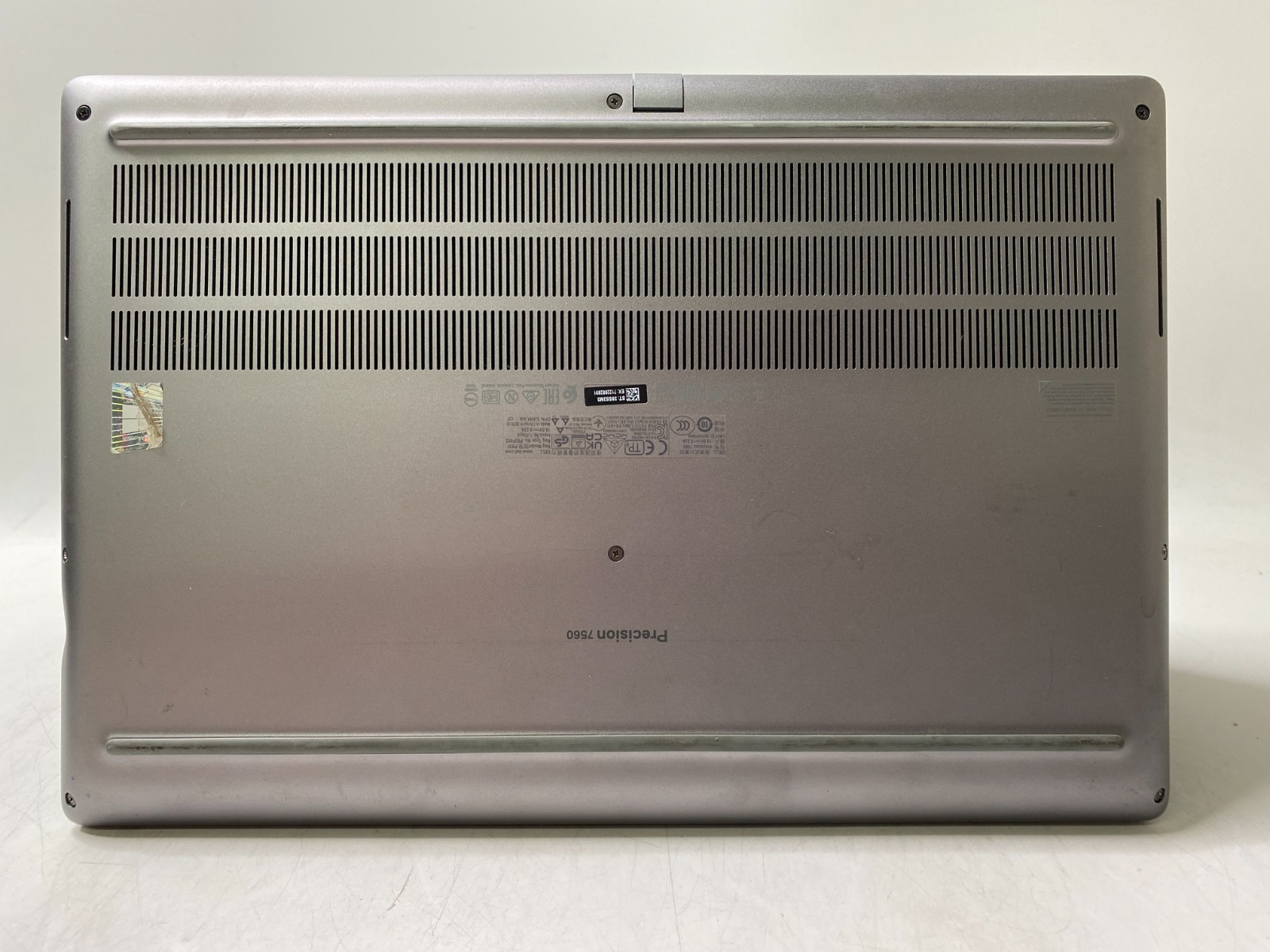 Dell Precision 7560 i7 32GB DDR4 2x 500GB SSD NVIDIA T1200 W11P – Missing Keys