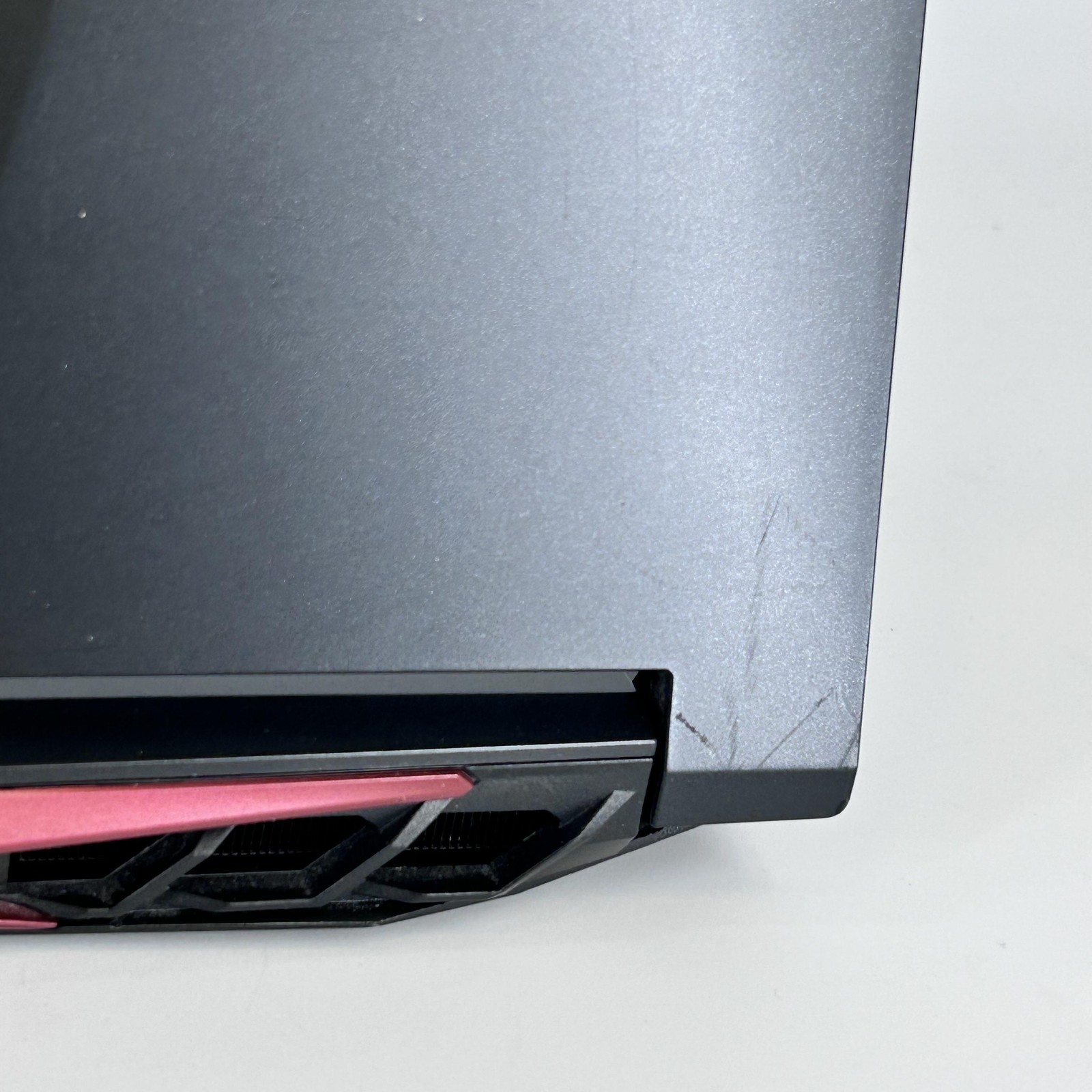Acer Nitro 5 17.3 FHD i7-11800H 2.30GHz 40GB 1TB SSD/1TB HDD RTX 3050 Ti Good