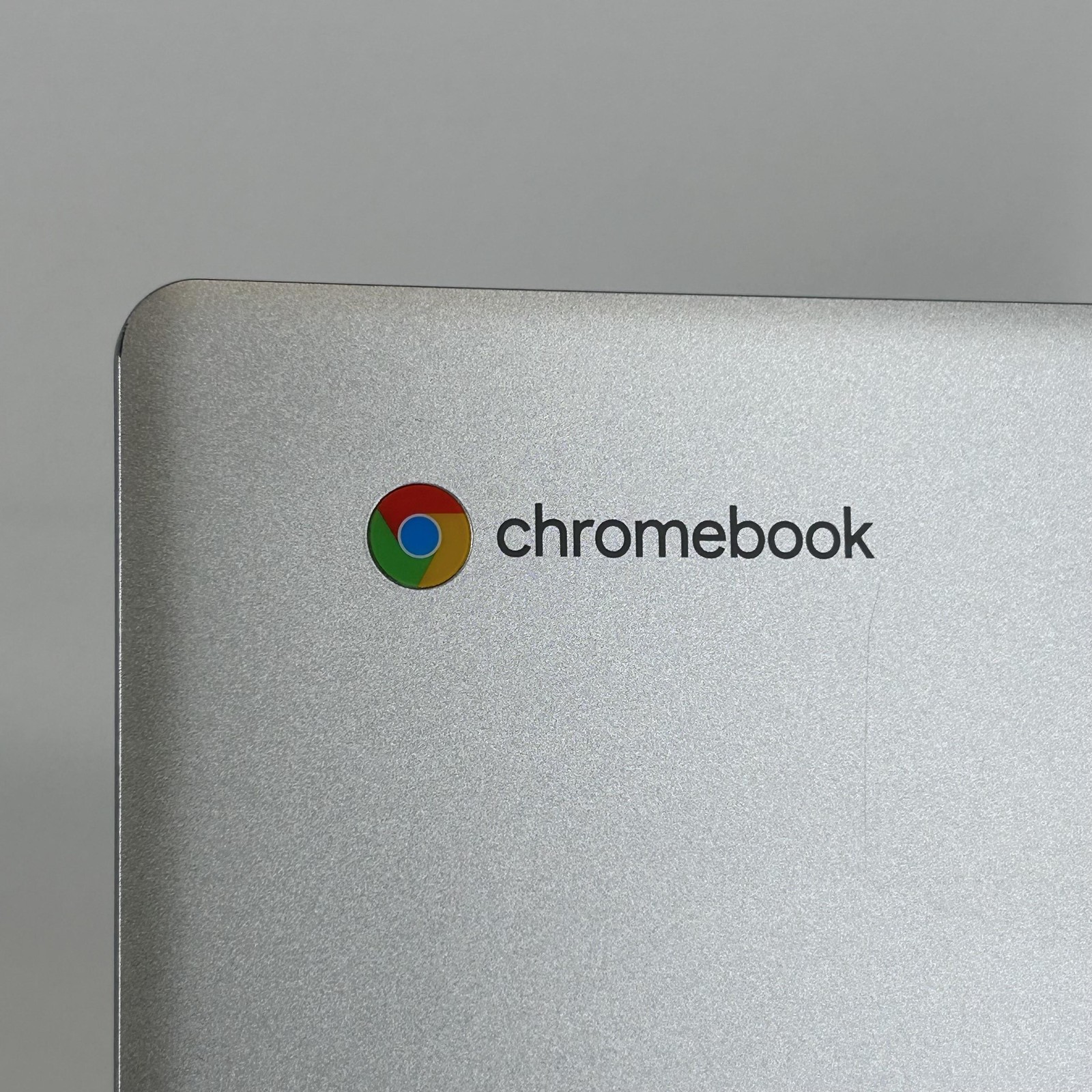 Acer Chromebook 314 Grey FHD TOUCH 3.8GHz i3-N305 8GB 128GB eMMC – WHITE SPOTS