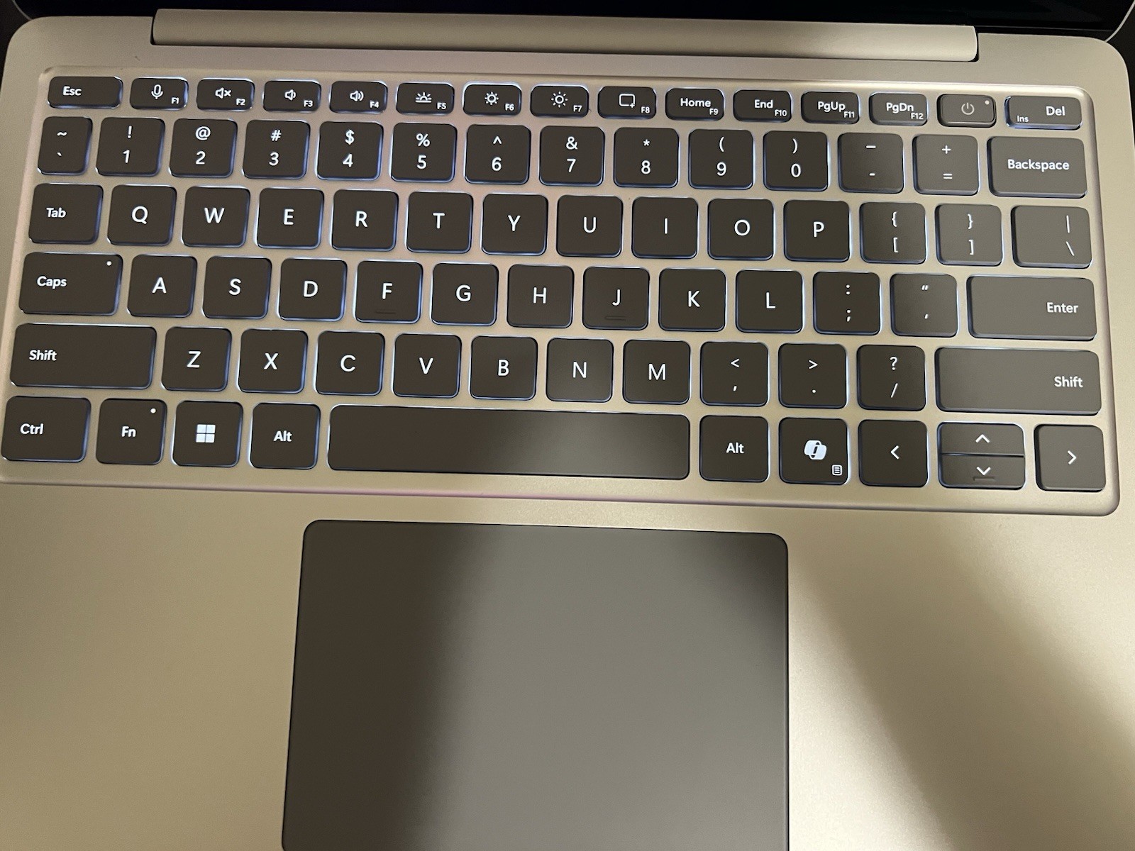 Microsoft Surface Laptop 13.5″ Ultra 5 125H 16GB 256GB SSD Win11