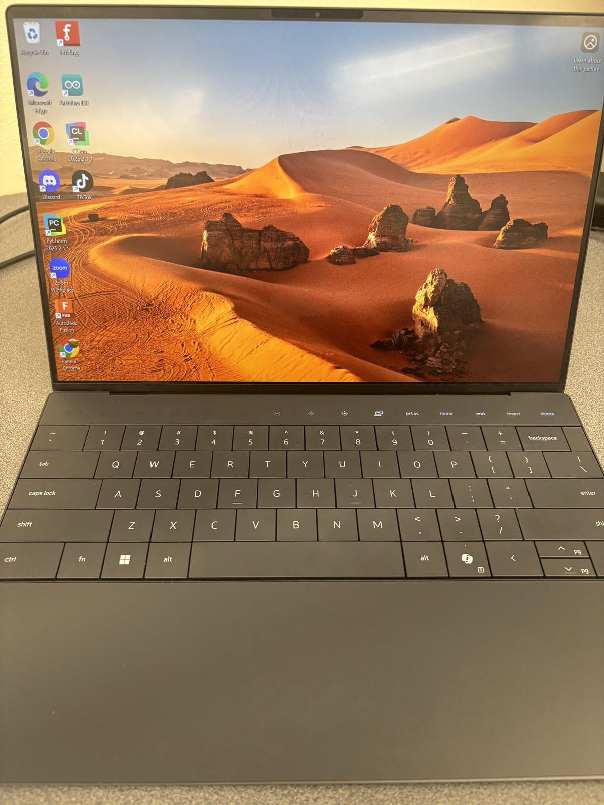 Dell XPS 13 13.4″ 2K Laptop Intel Core Ultra 7 16GB 512GB SSD Graphite