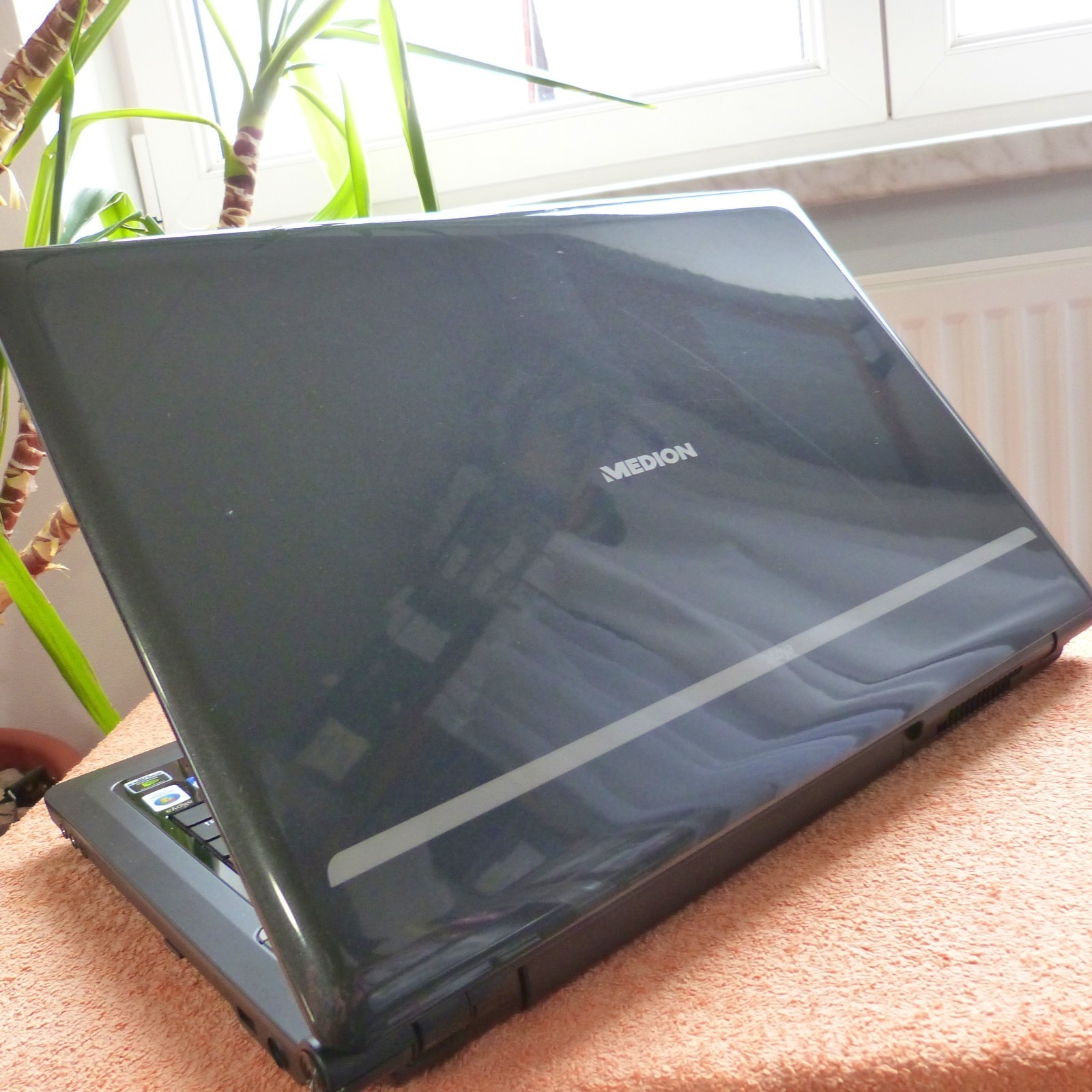 XL SET Medion P8610 DOLBY Cinema 18 inch I 1TB SSD Windows 10 I 2x GeForce GPU