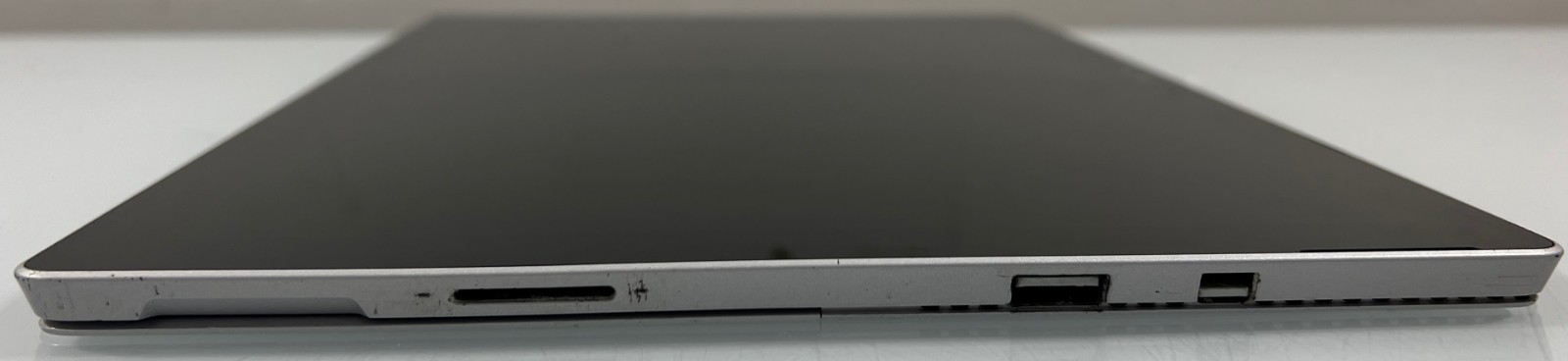 Microsoft Surface Pro 4 1724 12.3″ Core m3-6Y30 4GB 128GB SSD Win 11 Pro