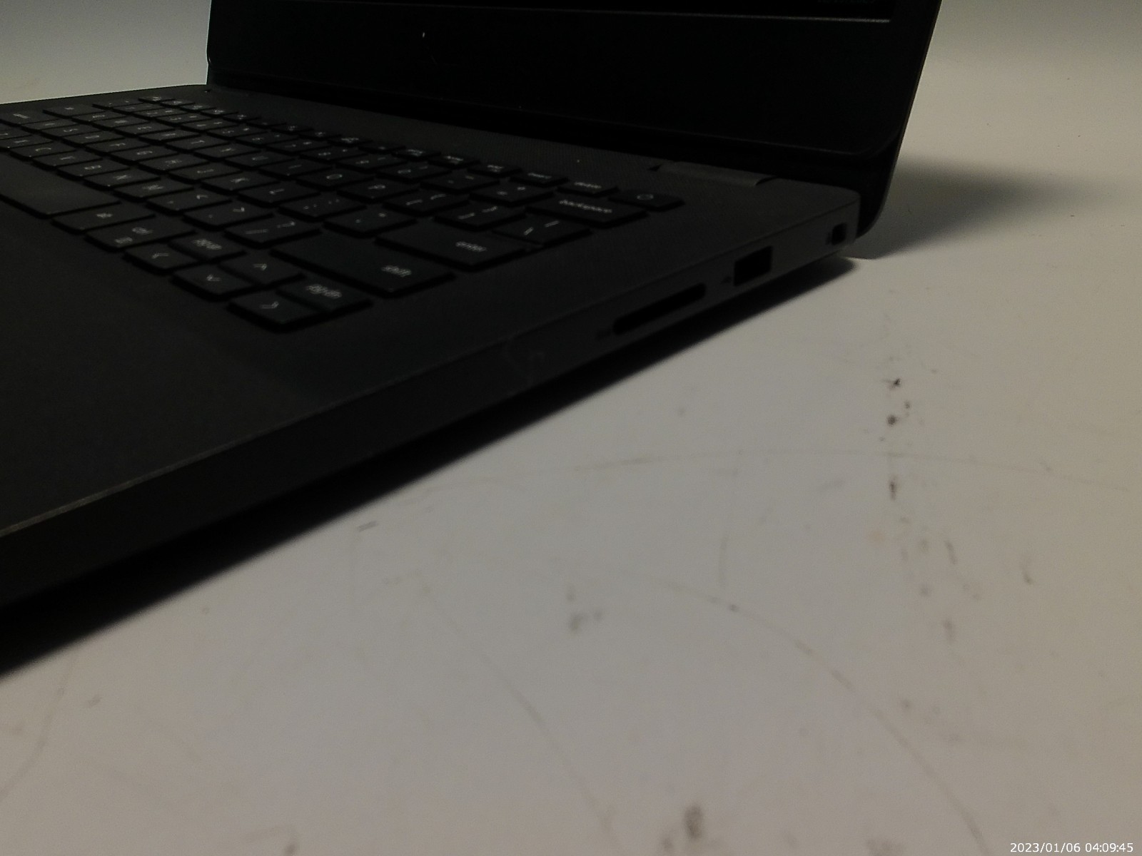 Dell Vostro 3400 – i5-1135G7 – (See Description)