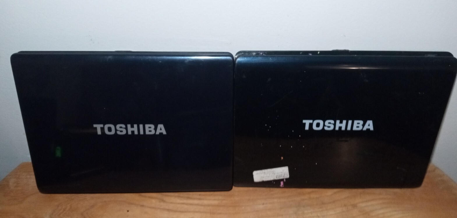 Toshiba PSLC8U-03701Q Laptops 2X (Untested) No Power Supplies