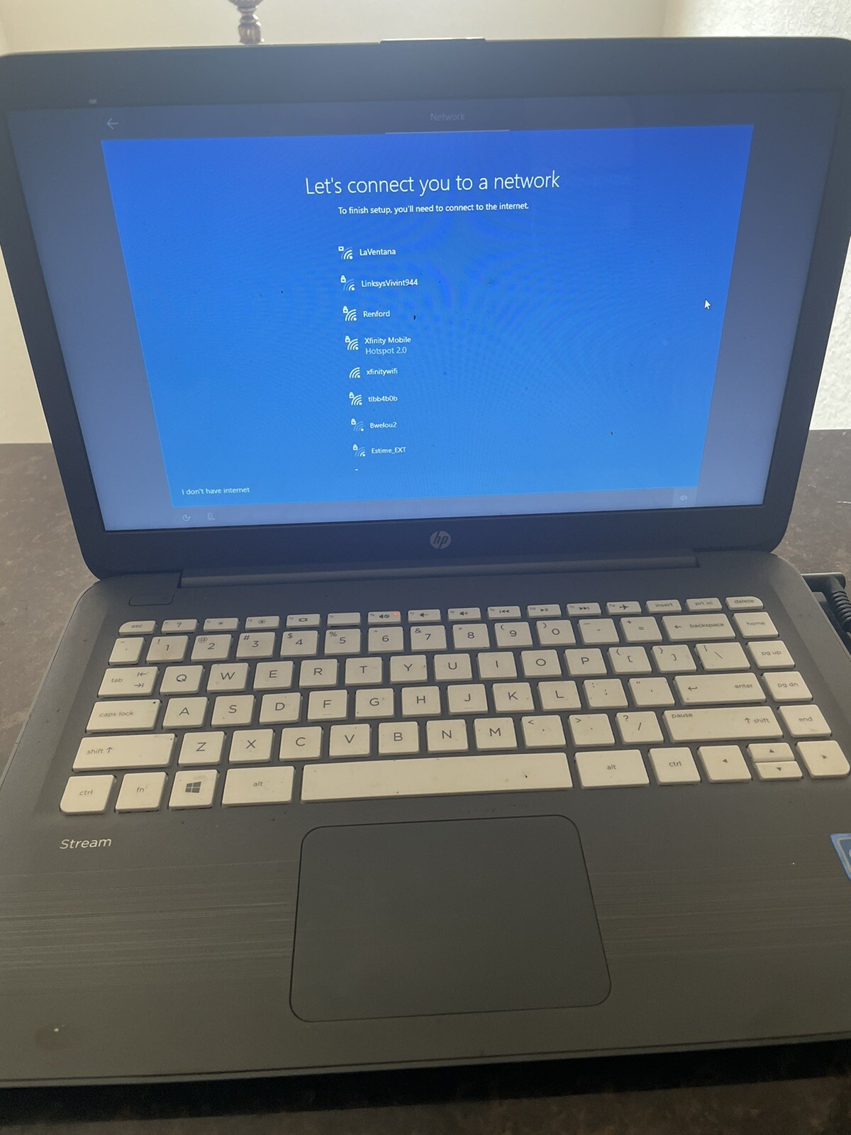 HP Stream 11-d010wm 11.6in. (32GB, Intel Celeron N, 2.58GHz, 2GB)…