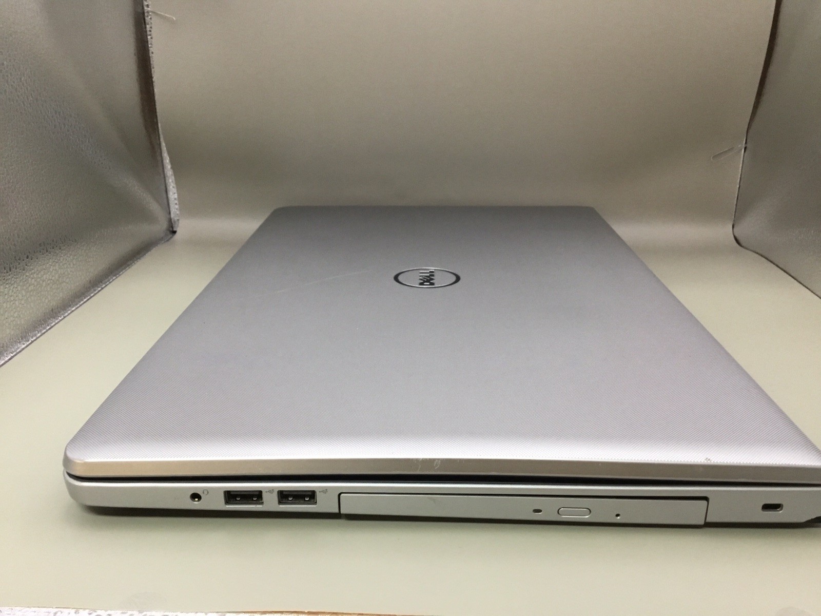 Dell Inspiron 5759 17.3″ Laptop w/ 8GB RAM i5-6200U CPU – No HDD/OS/NO BATTERY