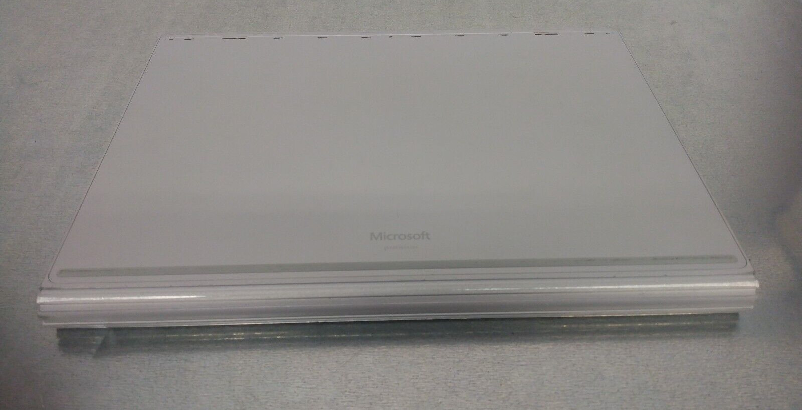 Microsoft 1703 Surface Book TOUCH Intel Core i7-6600U 2.6GHz 8GB 256GB SSD Win11