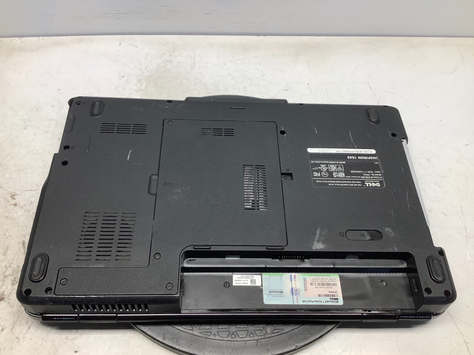 Dell Inspiron 1545 Intel Pentium Dual-Core T4400 2.2GHz 4 GB NO HD/Battery/Cover