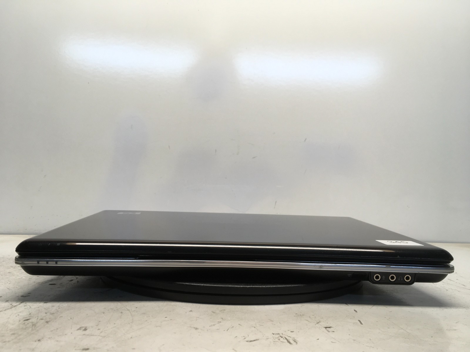 HP Pavilion DV7-1025NR Intel Core 2 Duo P8400 2.26GHz 2 GB NO HDD