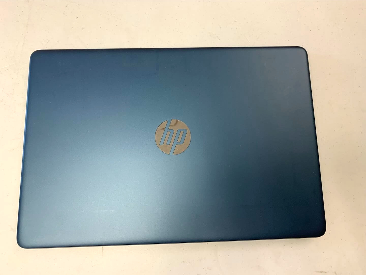 HP 15.6″ FHD Laptop, AMD R5-5500U, 8GB RAM, 256GB SSD, 15-ef2126wm 25-70