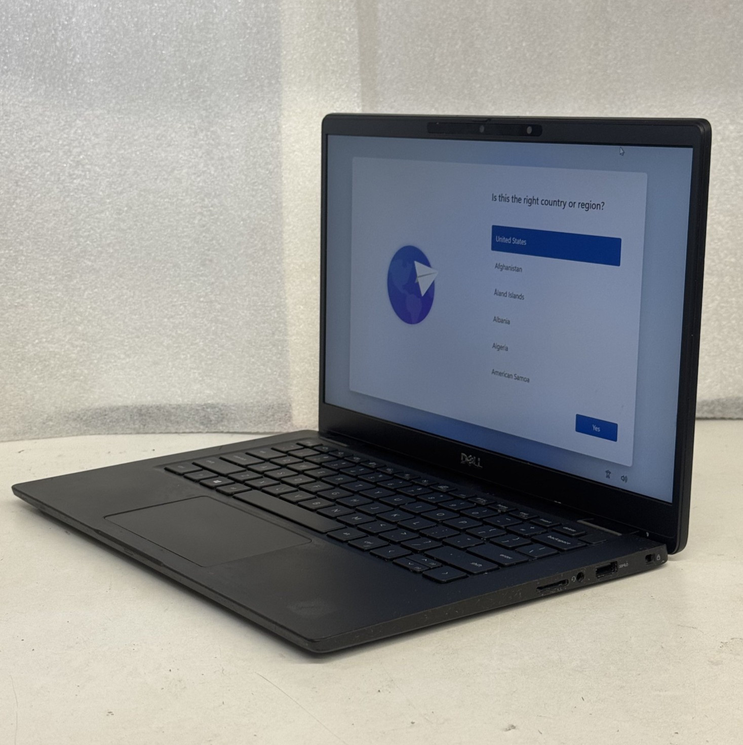 Dell Latitude 7310 13.3″ FHD i7-10610U @1.80GHz 16GB RAM 256GB RAM Win11P #D3