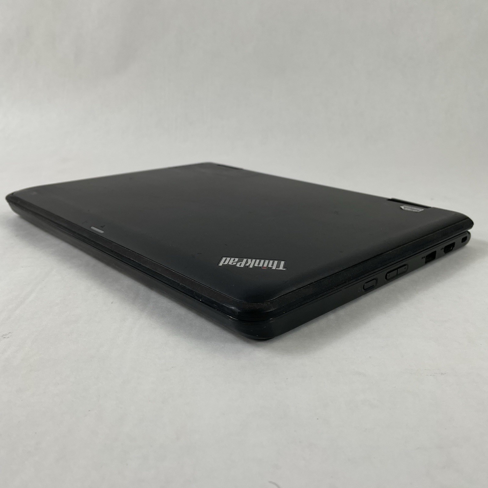 Lenovo ThinkPad 11E Chromebook 11.6″ Celeron N2440 1.83 GHz 4 GB RAM 16 GB HDD