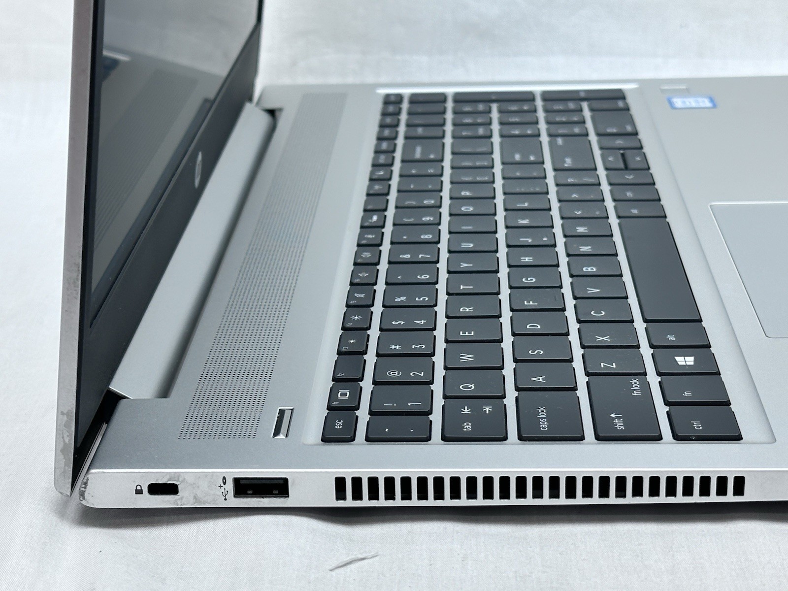 HP ProBook 450 G6 15.5″ Intel i5-8265u 1.60GHz 8GB RAM 256GB NVMe Windows 11 Pro