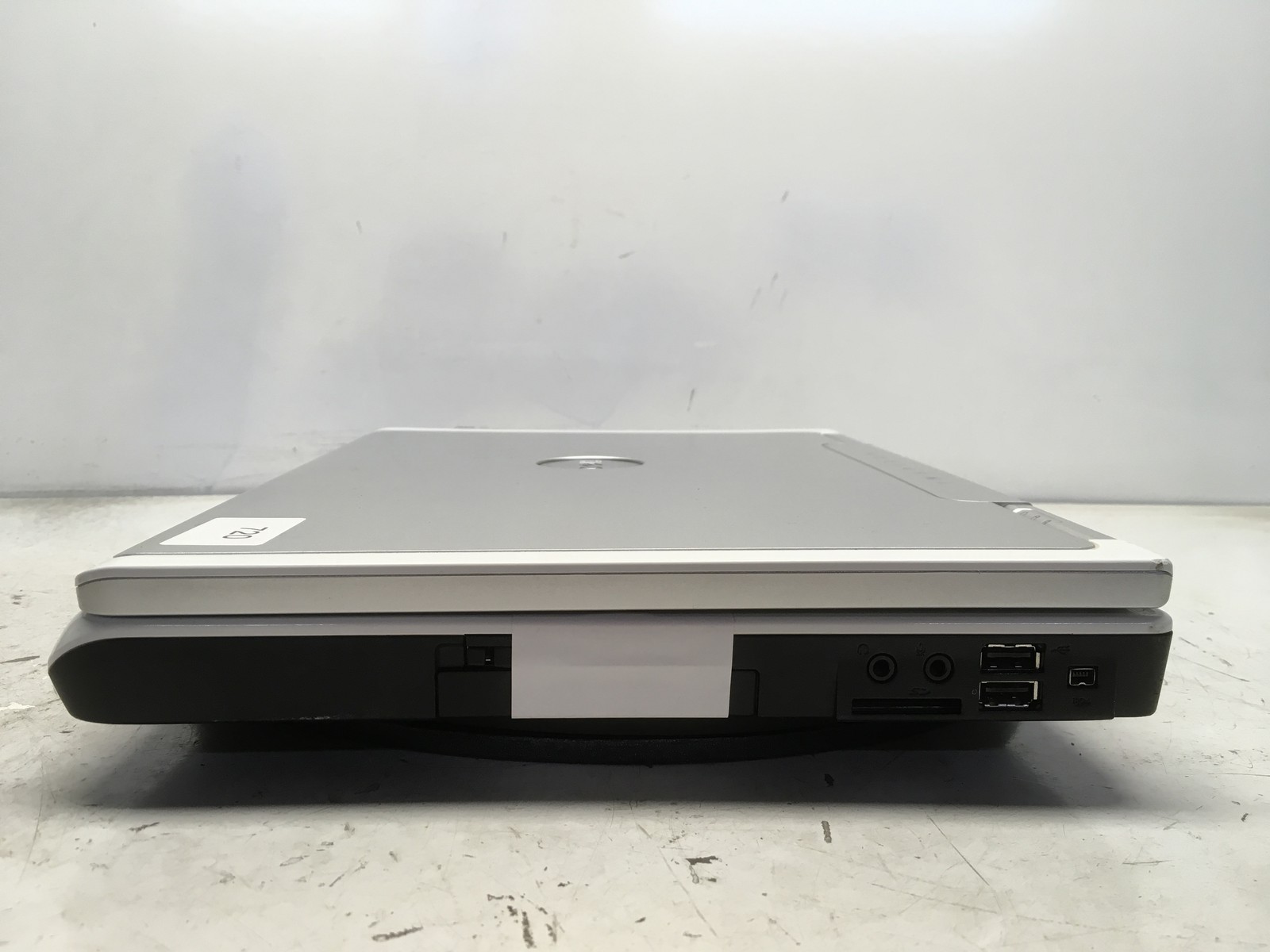 Dell Inspiron 6000 Intel Pentium M 06D8 1.73GHz 1 GB NO HDD No Batt