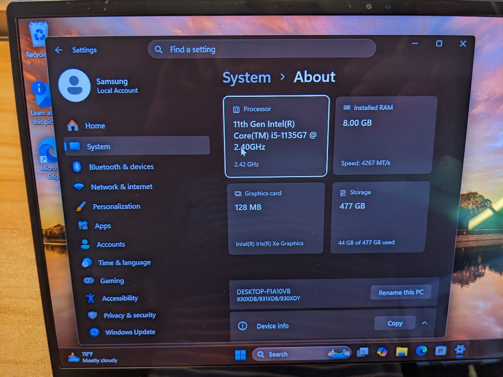 Samsung Galaxy Book Pro 13.3” – Core i5-1135G7 – 8GB – 512GB SSD-Dead battery