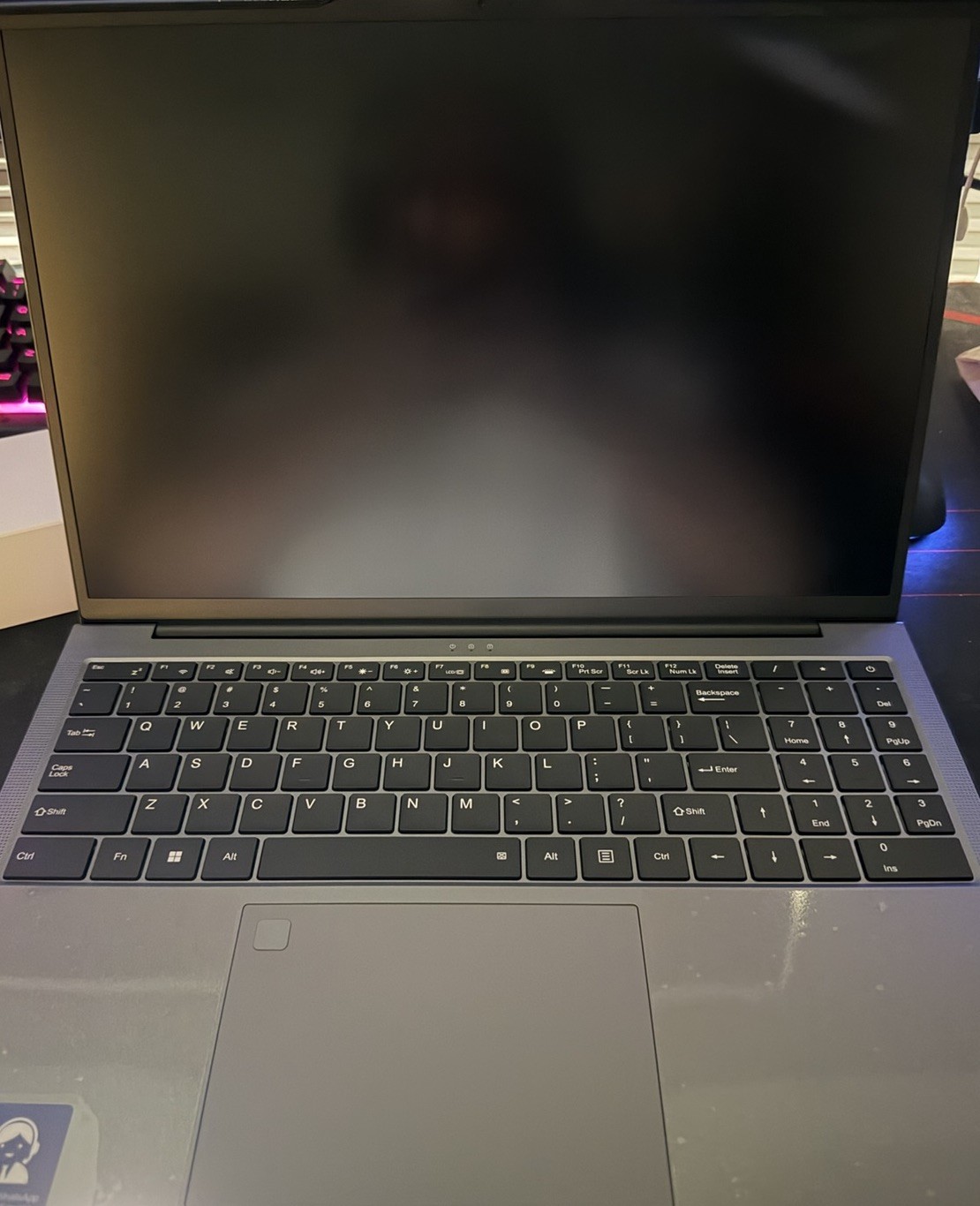 Auusda 16in Gaming Laptop Ryzen 7 7840HS 32GB 2TB SSD Win11 Pro Gray