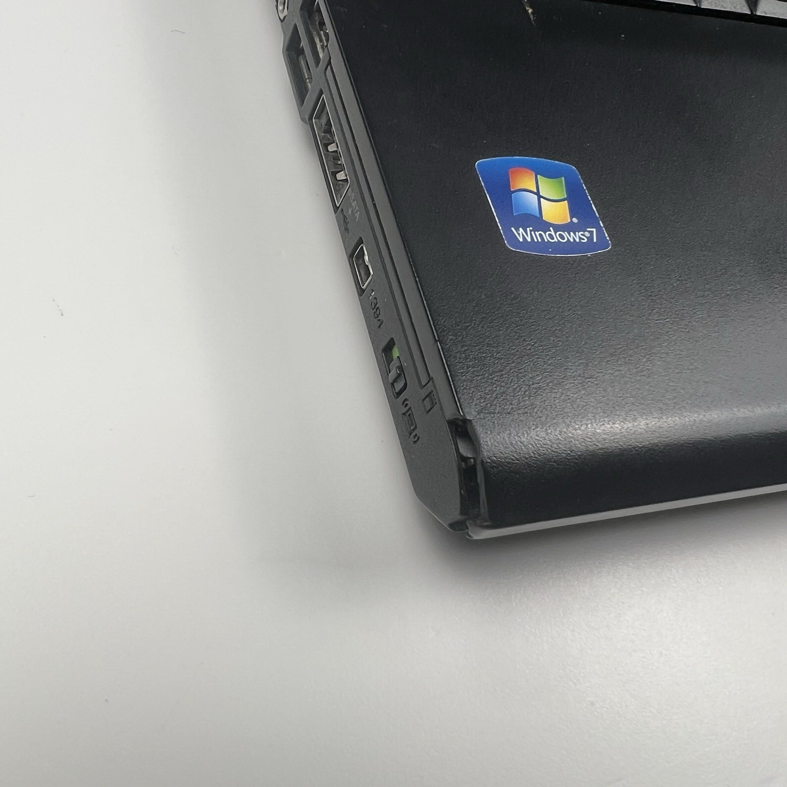 Lenovo ThinkPad T520 Intel i7-2640M 8GB 320GB HDD Linux Mint OS w/ Charger|ELP93