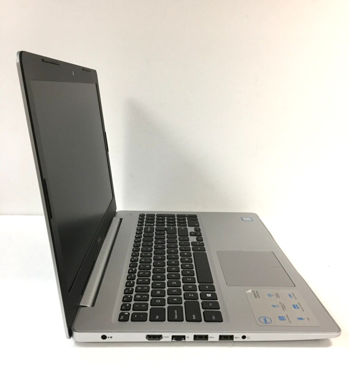 Dell inspiron 5570 15.6” HD Laptop/i7-7500U/20GB RAM(4GB+16GB)/1TB HDD/Win10