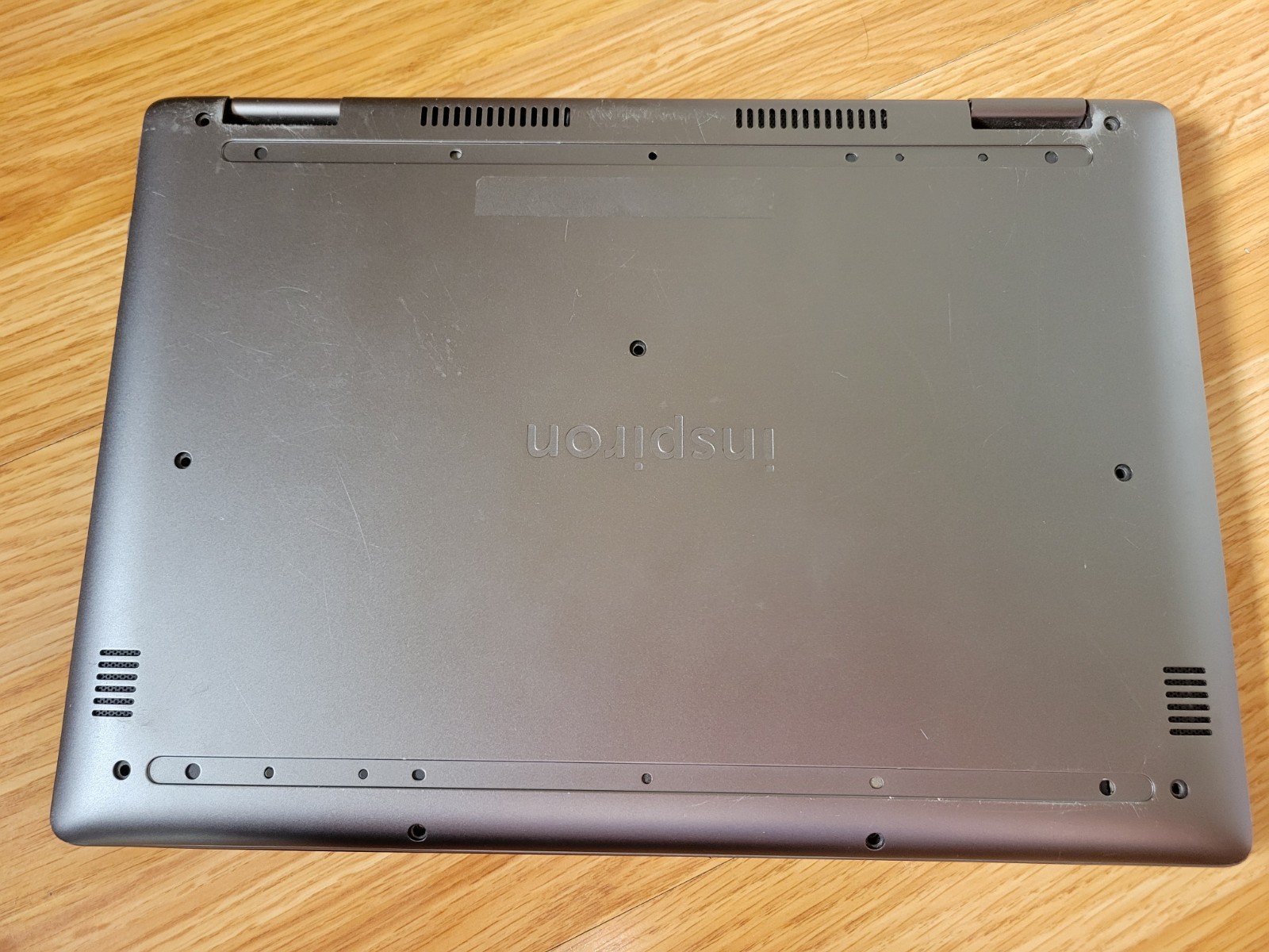 BIOS BOOT Dell Inspiron 13 7375, Hinge Damage, Ryzen 5 2500u Laptop Computer