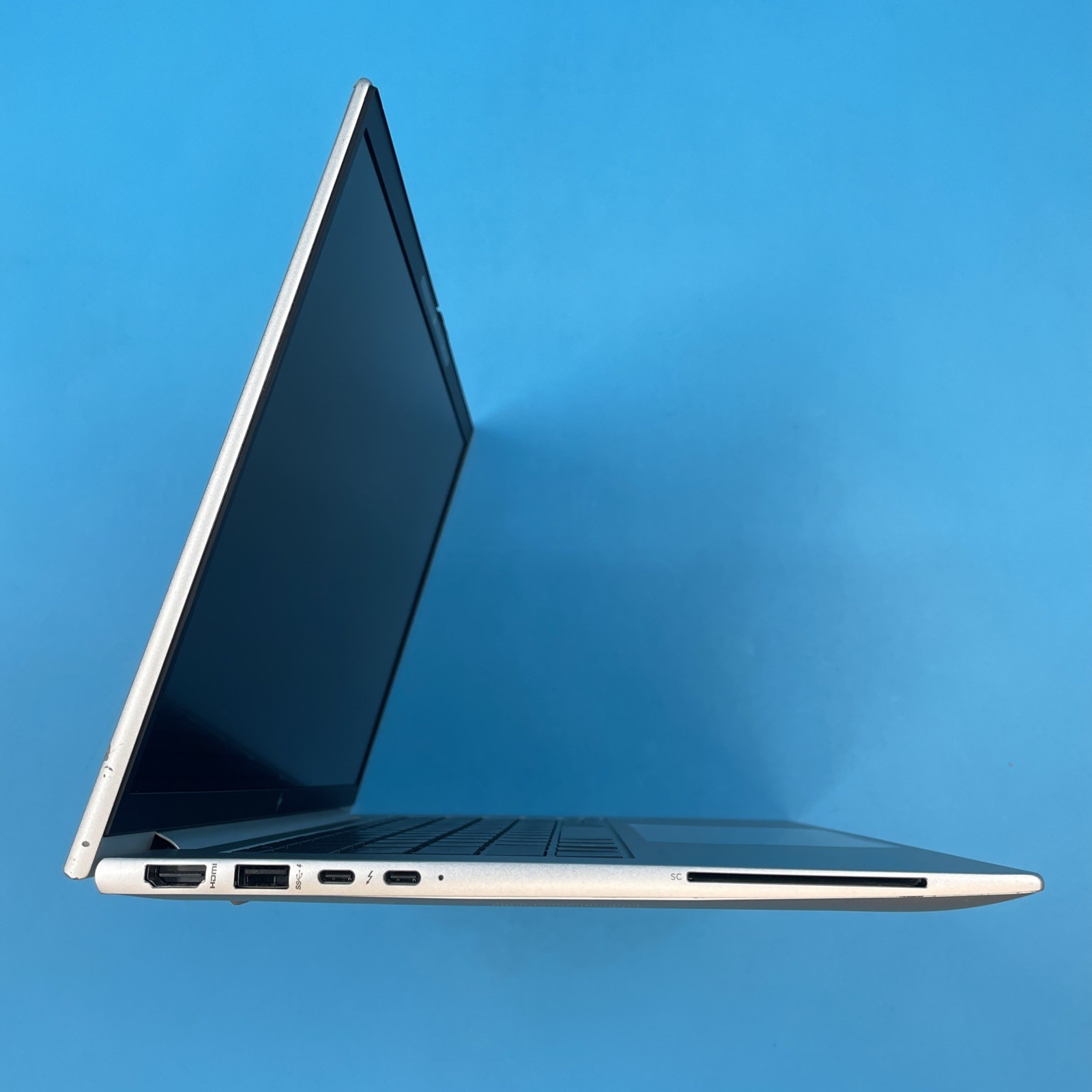 HP EliteBook 840 G10 | i5-1345U | 16GB RAM | 256GB SSD | WIN 11 PRO | 80% BATT