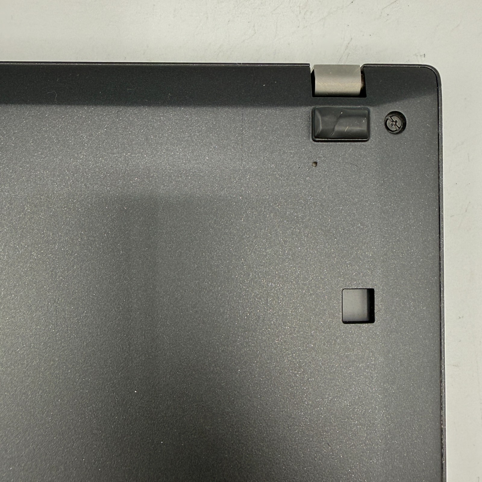 Lenovo ThinkPad T490s 14″ i7-8565U 16GB RAM 256GB SSD Win11 Pro Fingerprin Fair
