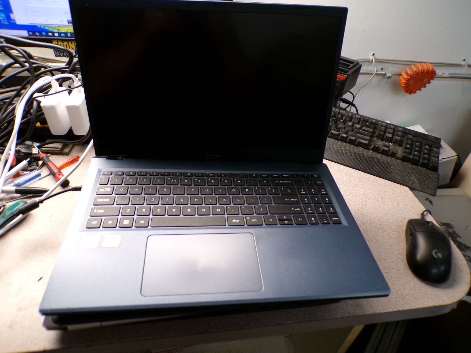 Acer Aspire 3 A315-24PT AMD Ryzen 5-7520U@2.80GHz 8GB RAM NO DRIVE PARTS 77