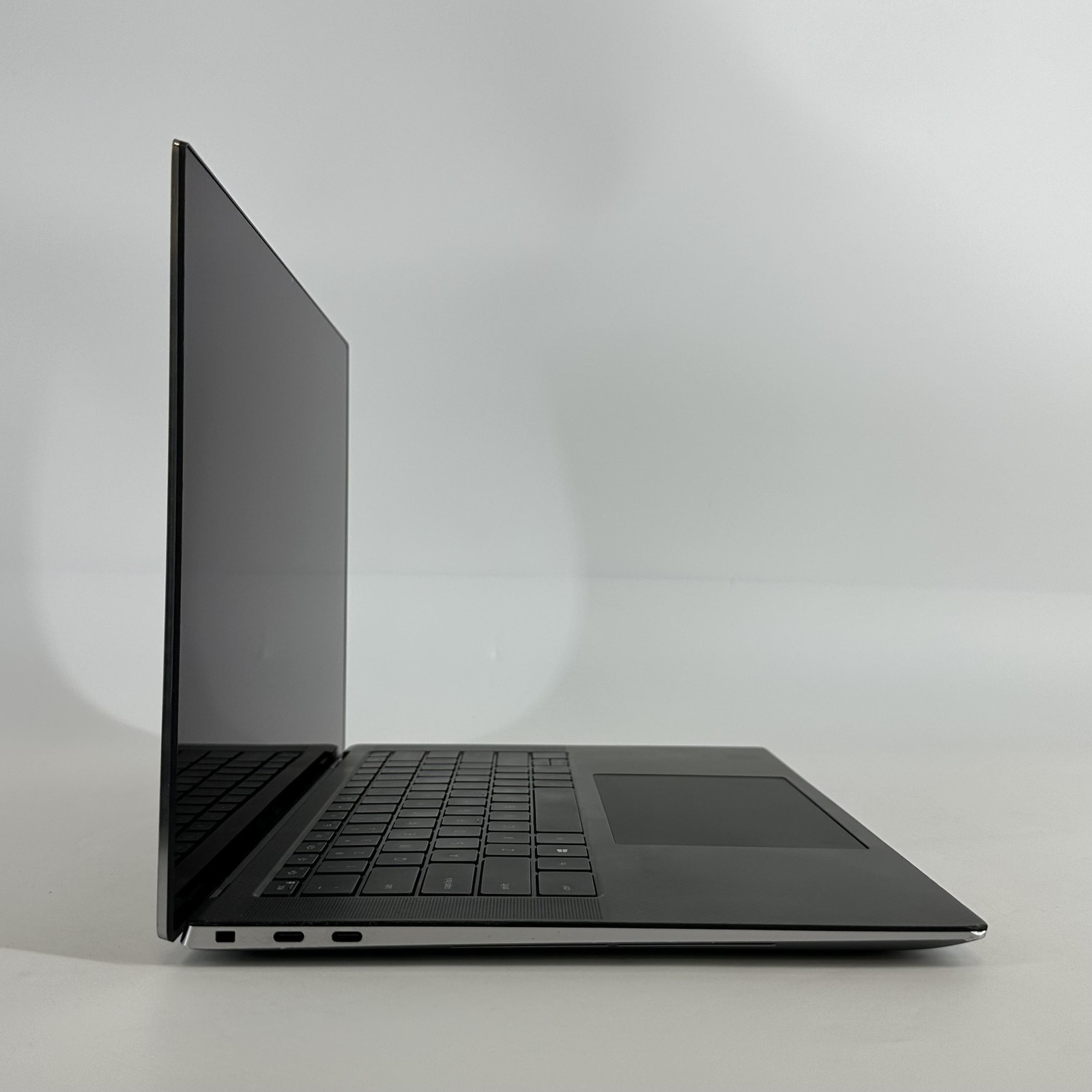 Dell Precision 5560 15.6 UHD+ TOUCH i7-11850H 64GB 2TB SSD RTX A2000 BAD BATTERY