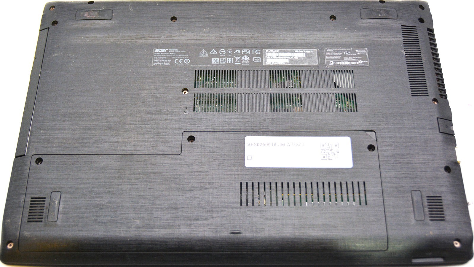 Acer Aspire E5-5750 8GB DDR4 NO OS/NO STORAGE/NO BOOT *PARTS/REPAIR/READ*
