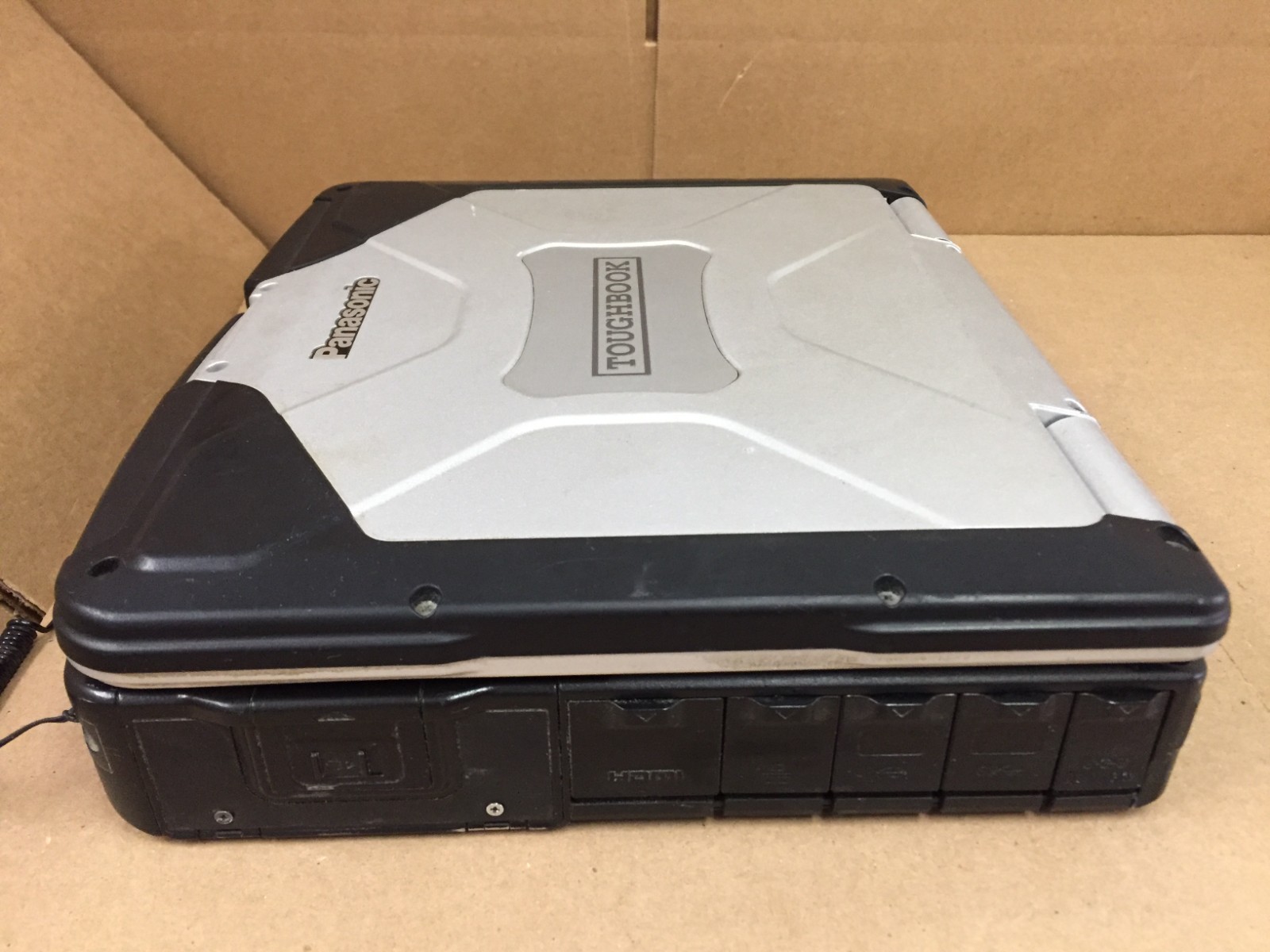 Panasonic Toughbook CF31 MK6 Touchscreen i5-7300U 16GB DDR4 DVDRW No HD/Caddy/AC