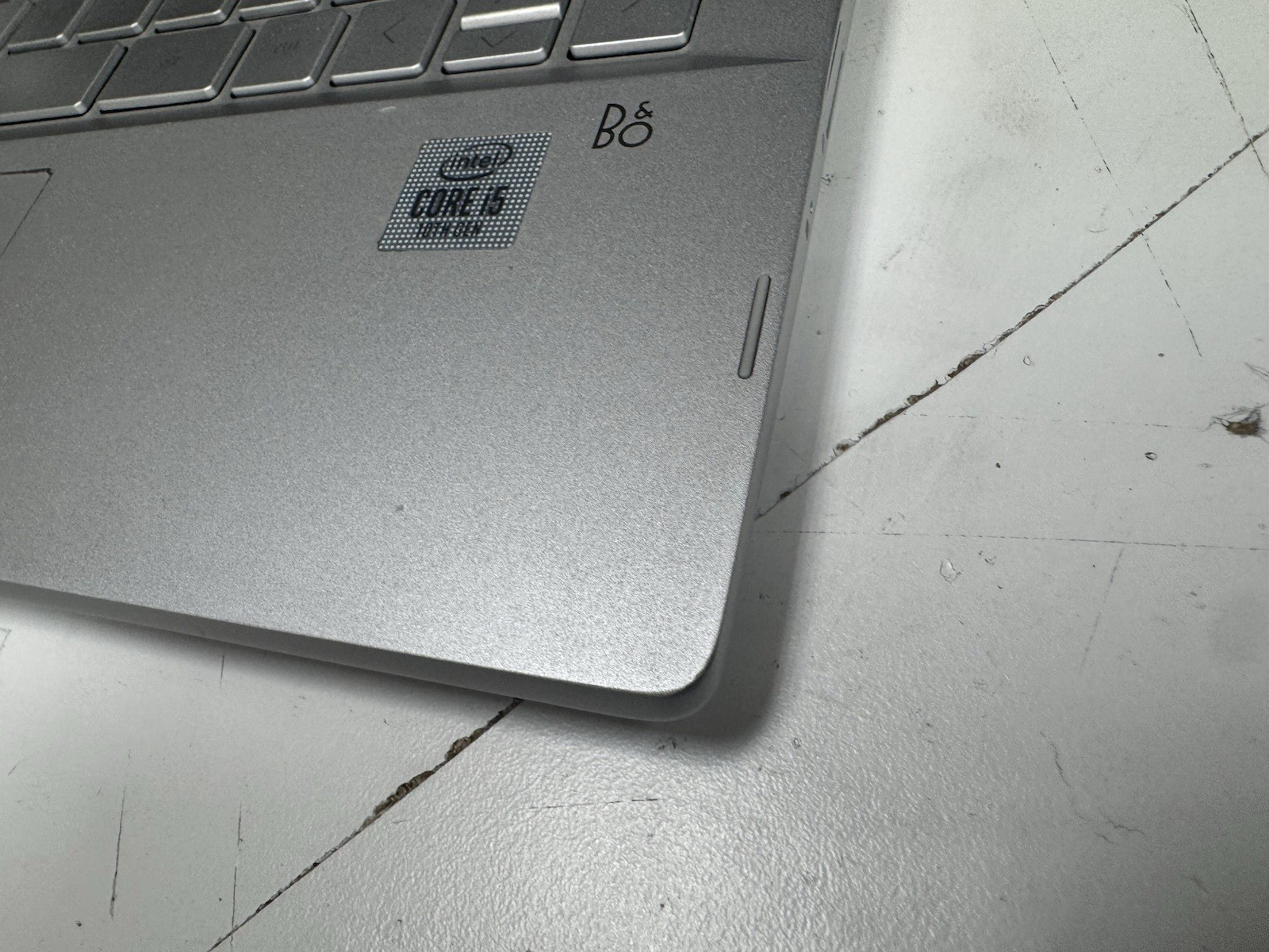 HP Pavilion x360 14-CD2053CL Touch i5-10210U 1.6 GHz 8GB 256GB NVMe SSD