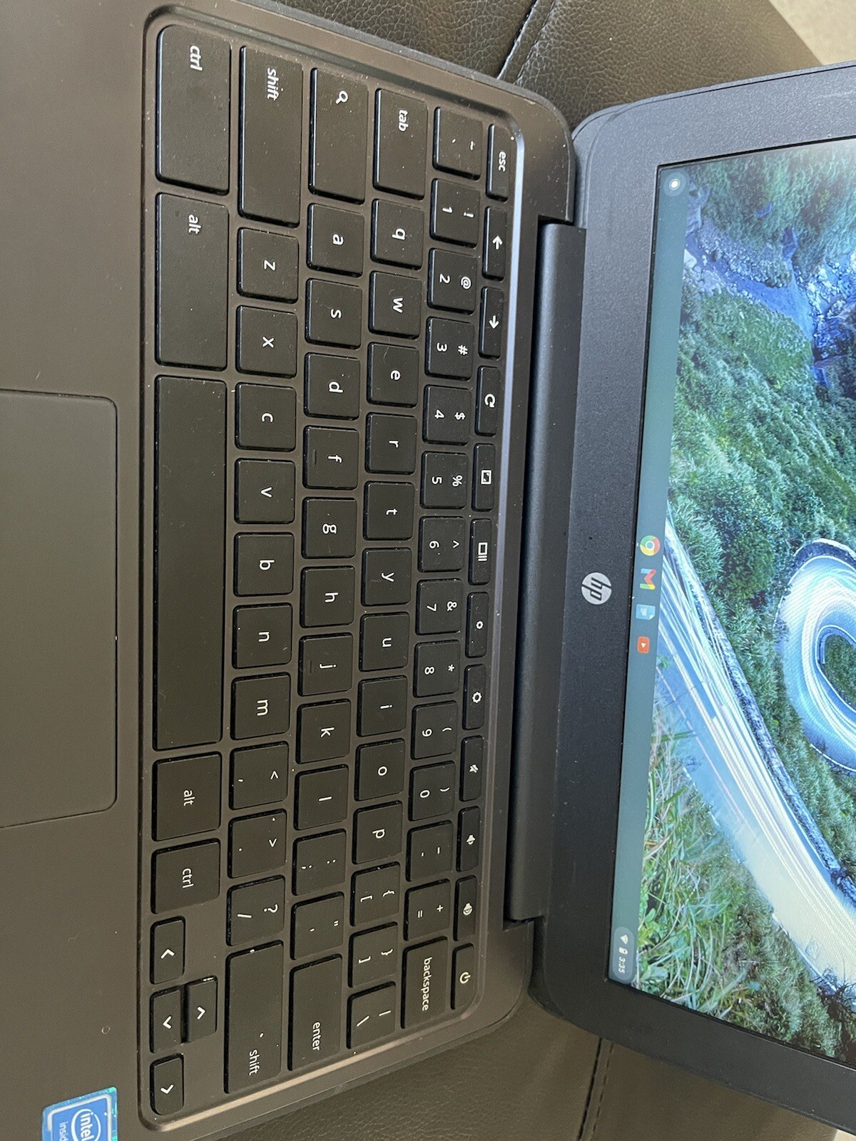 hp chromebook 11 g4 4GB RAM 16 GB HD Wifi/ AC Included