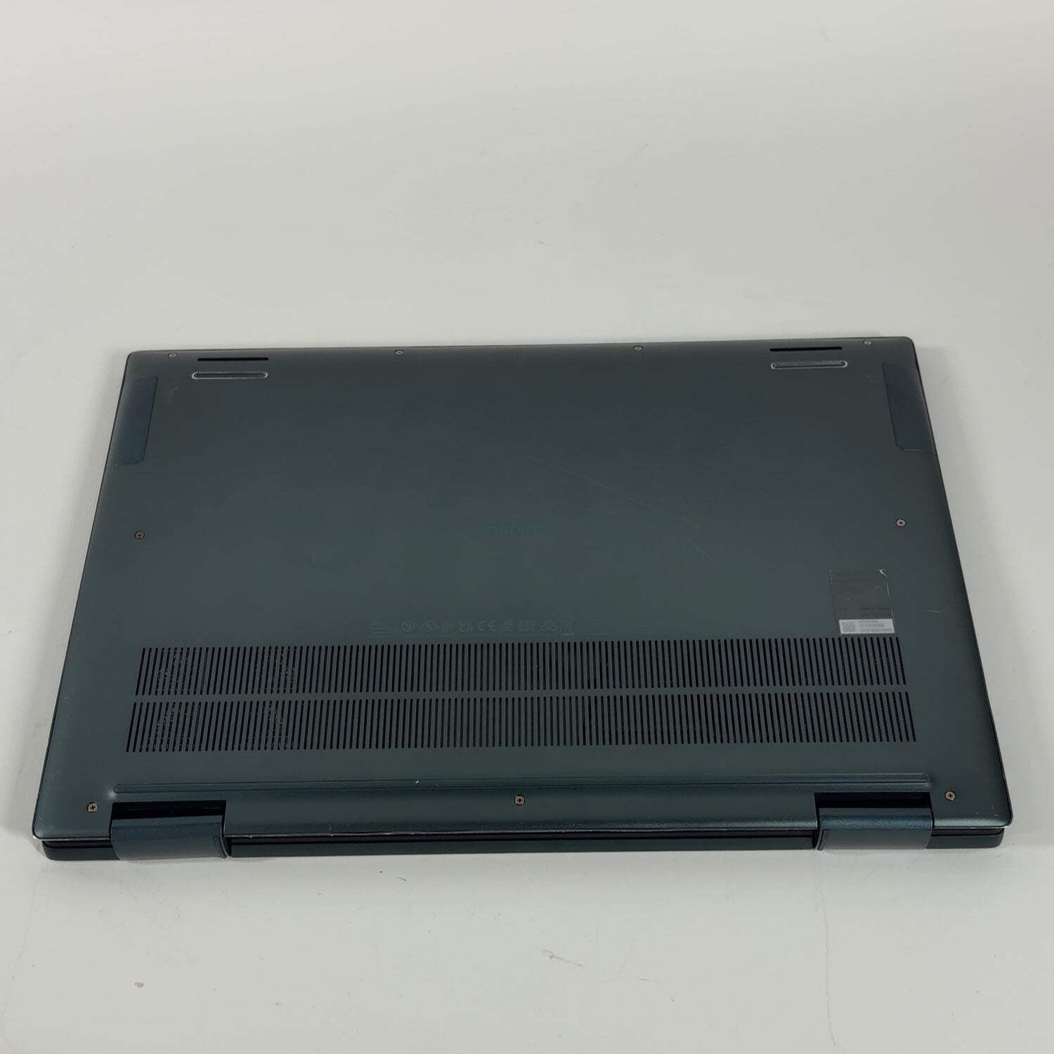 Dell Inspiron 7620 16″ i7-1260P 2.1GHz 16GB RAM 512GB SSD