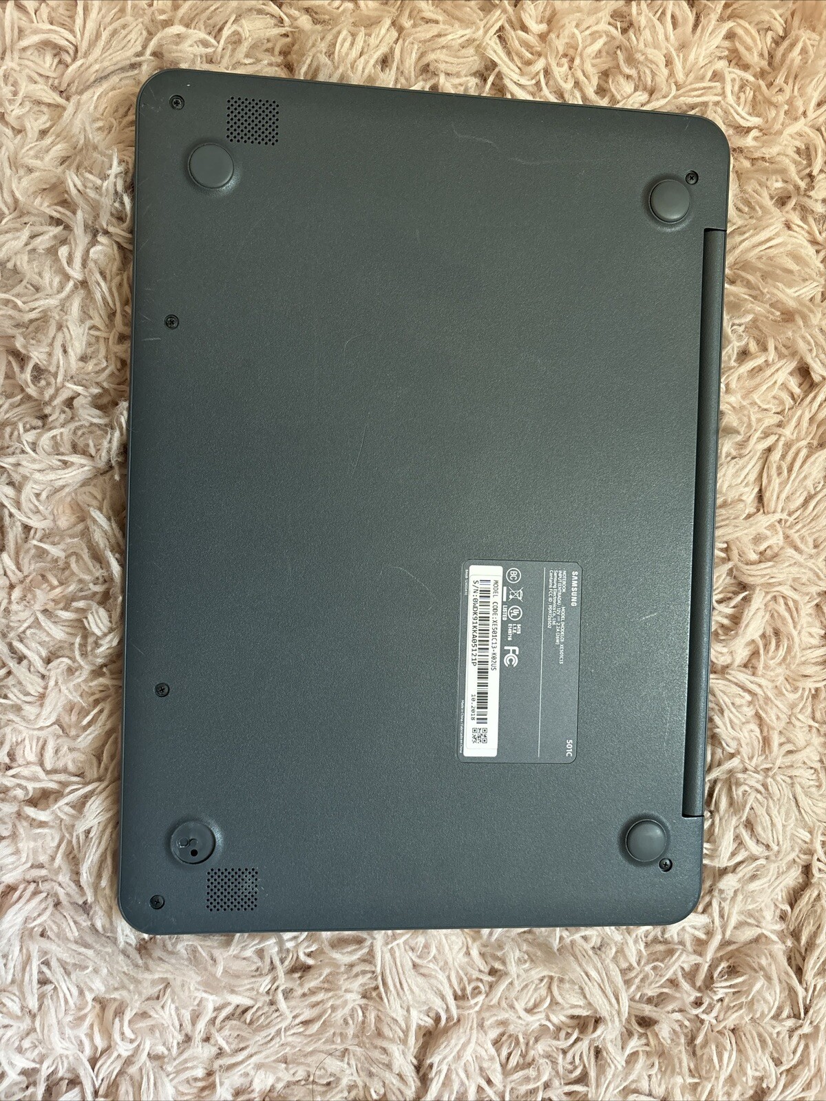 Samsung Chromebook 3 – Intel Dual-Core Celeron N3060, 11.6” HD, 4GB ram, 32GB