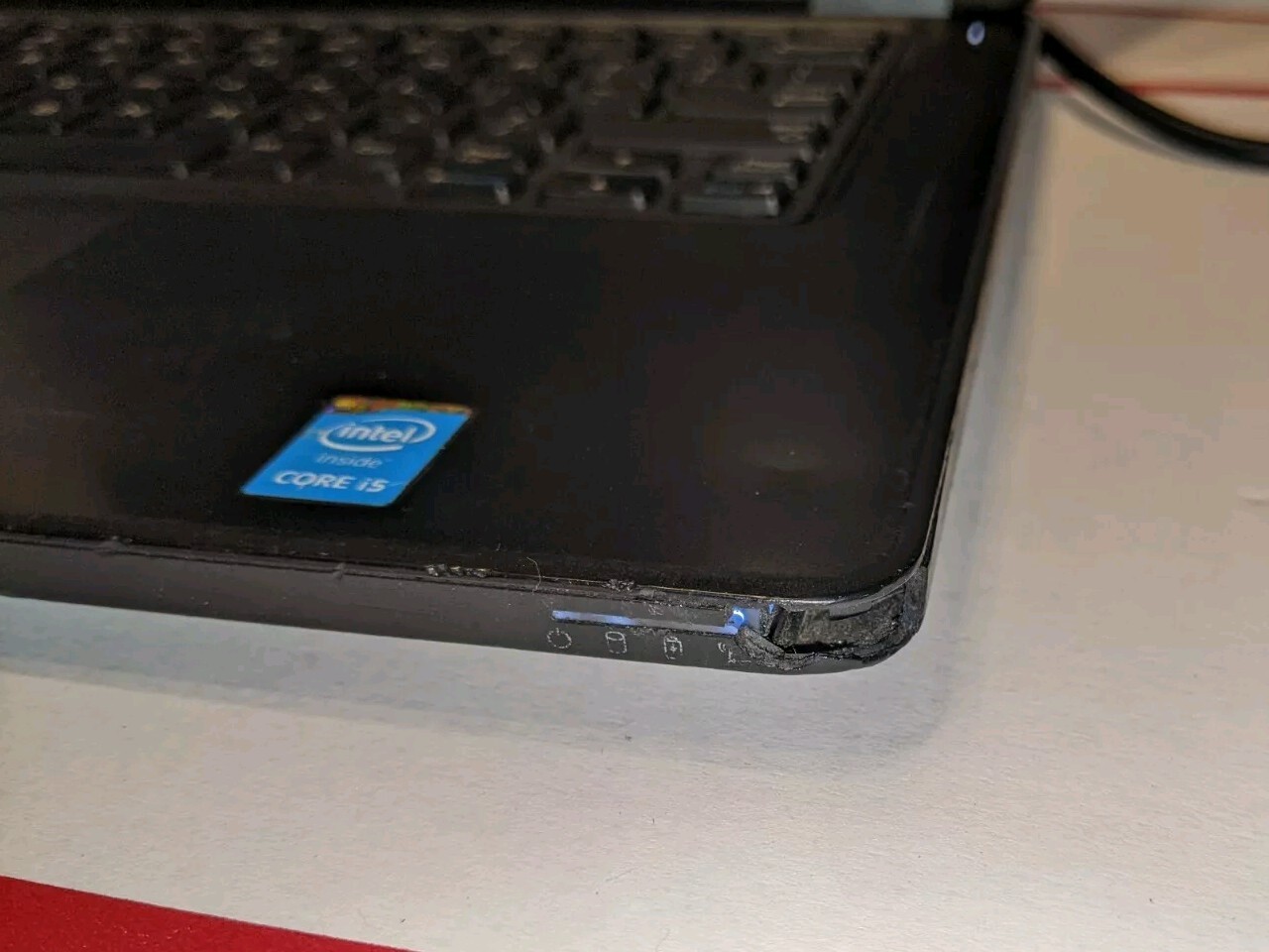 DELL LATITUDE E5450 Laptop w/ Intel Core i5-5200U 2.20 GHZ 4GB 500GB Win 10 Pro