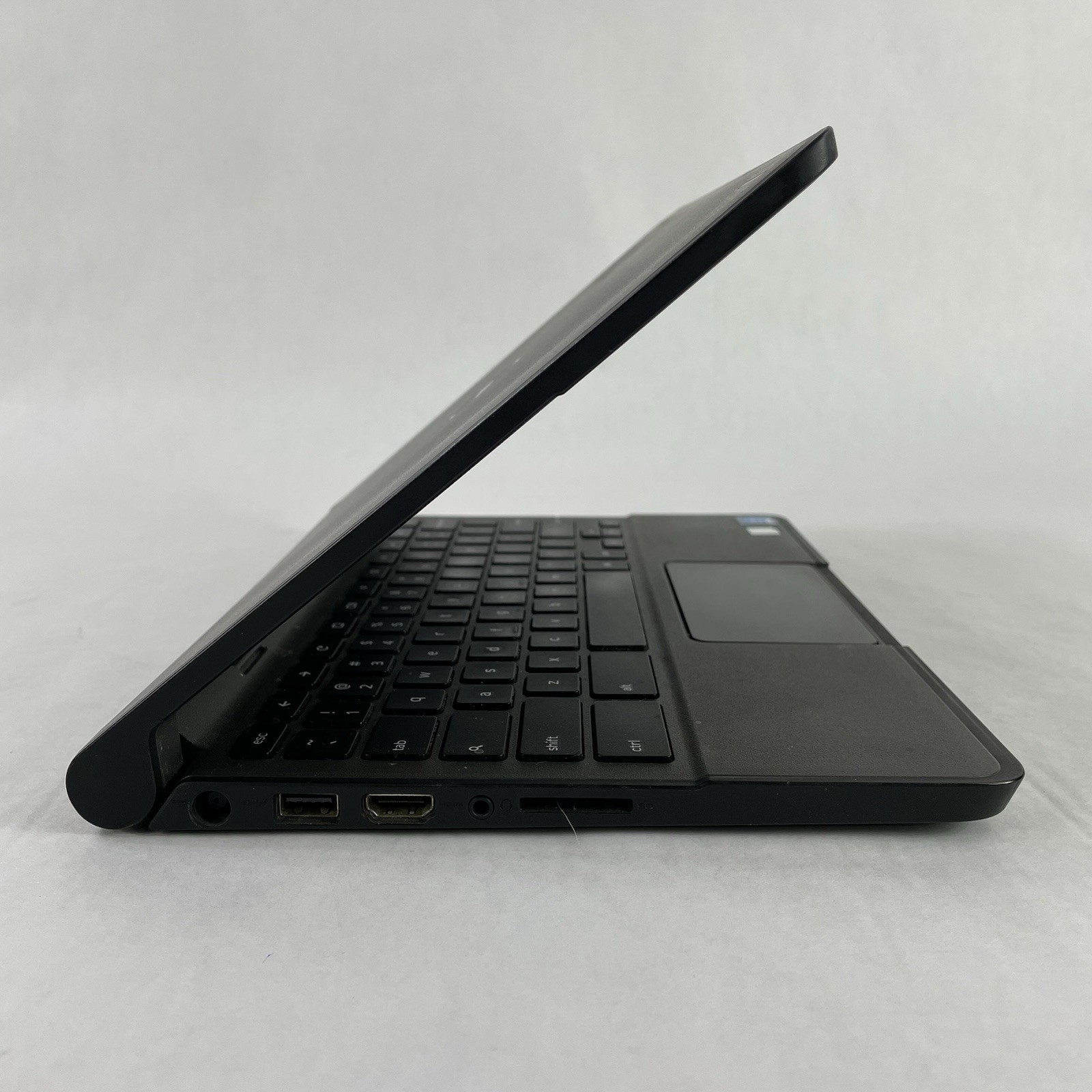 Dell Chromebook 11 P22T 11.6″ Celeron N2840 2.16 GHz 4 GB RAM 16 GB SSD