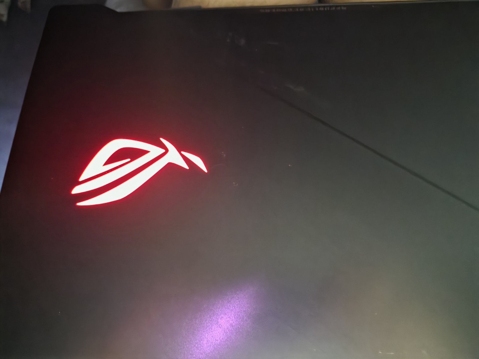 Asus ROG Strix GL703GS 17.3″ FHD 256GB + 1TB SSD, 32gb Ram-Intel Core i7-8750H
