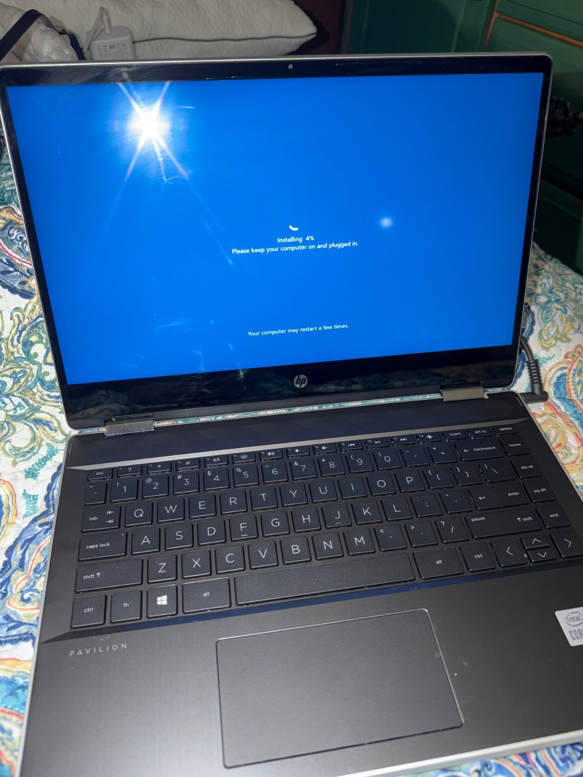 HP Pavilion x360 Convertible 2-in-1 Laptop, 14″ Full HD Silver and Black